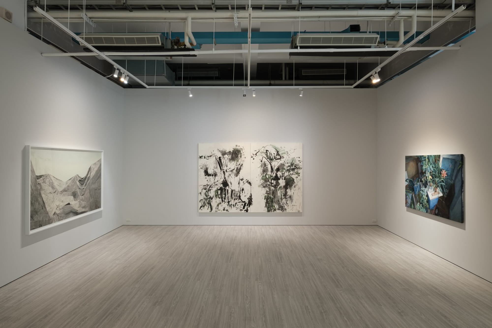 Flowing Light - A Group Show of Contemporary Artists