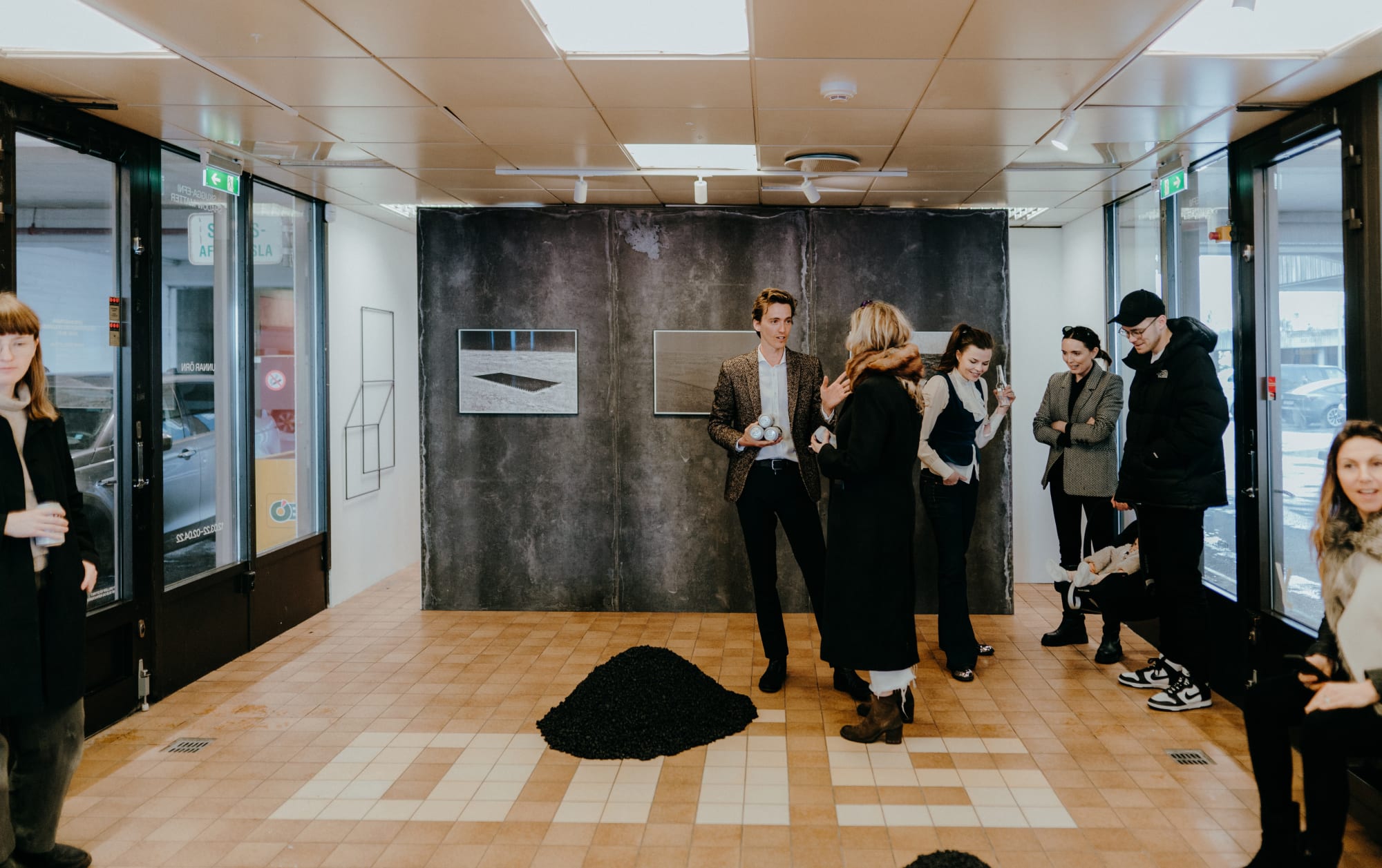 Skugga-efni | Shadow-matter