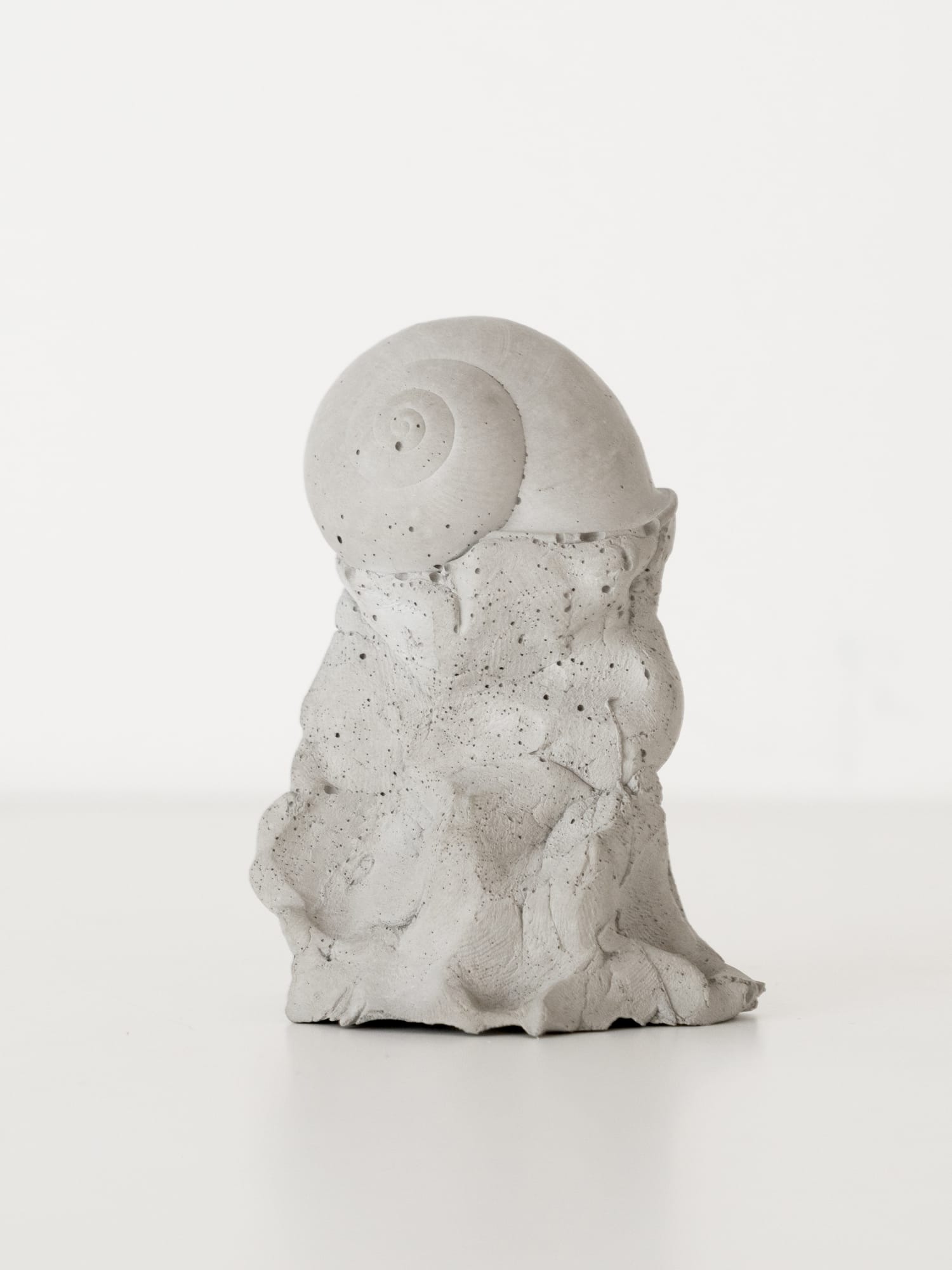 Pensador (Thinker), 2025, Concrete, 7.5 x 5.5 x 5 cm, Edition of 10 + AP.