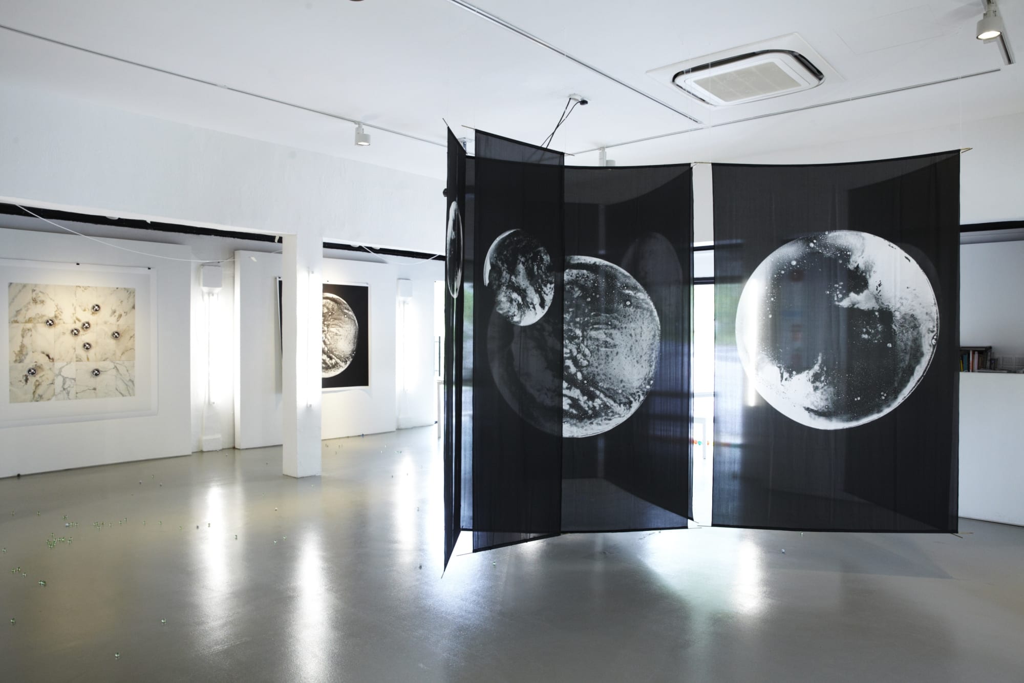 Xue Mu: A Childish Nothingness