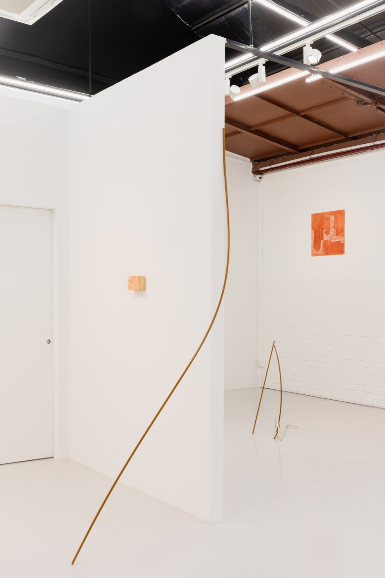 Entangled Attachments