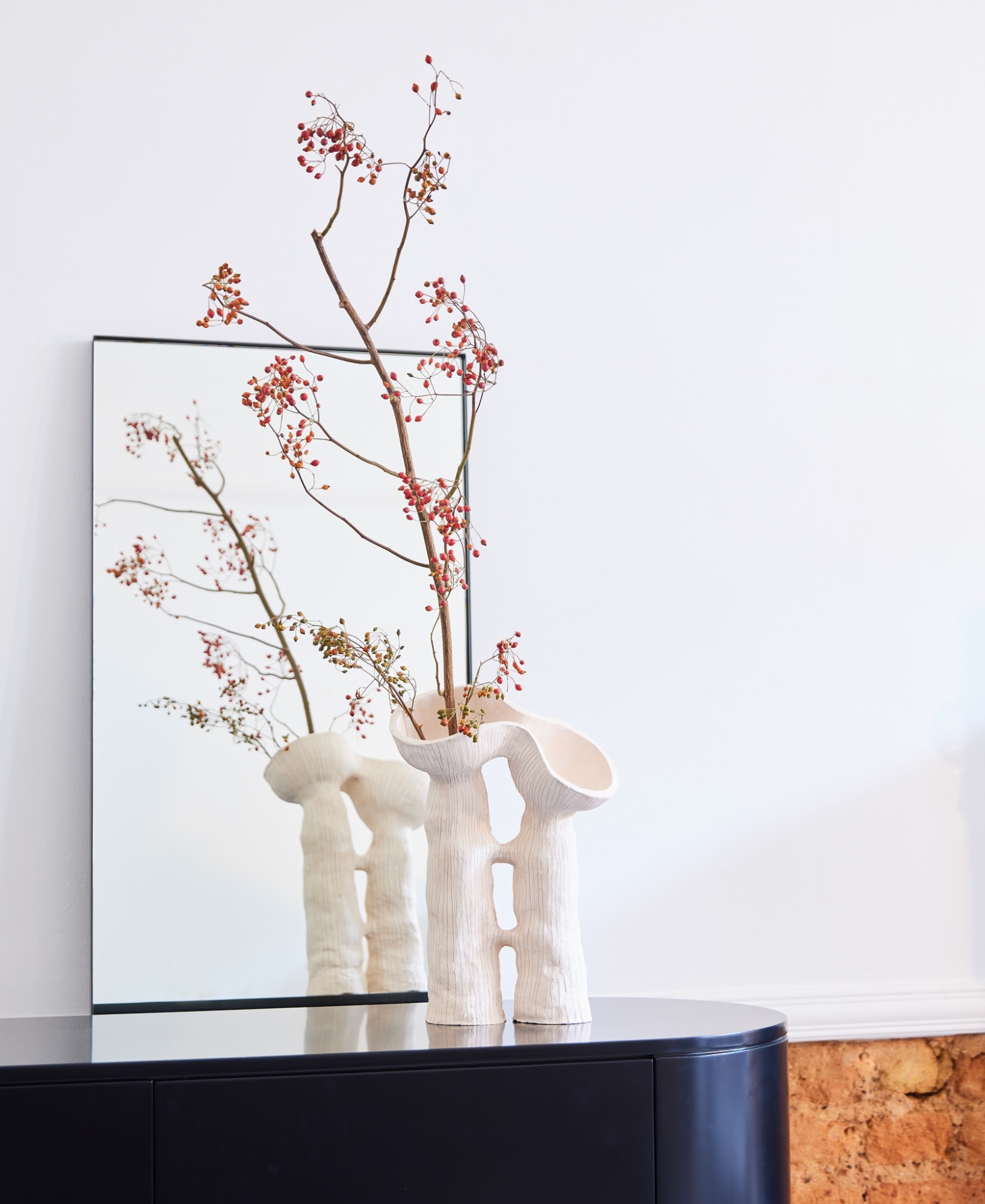 Jan Ernst, Florescentia, 2021. Intallation view