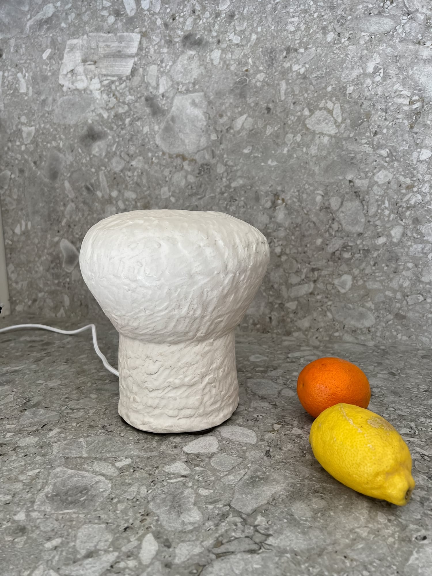 Claire Cosnefroy, untitled (Small Lamp), 2022