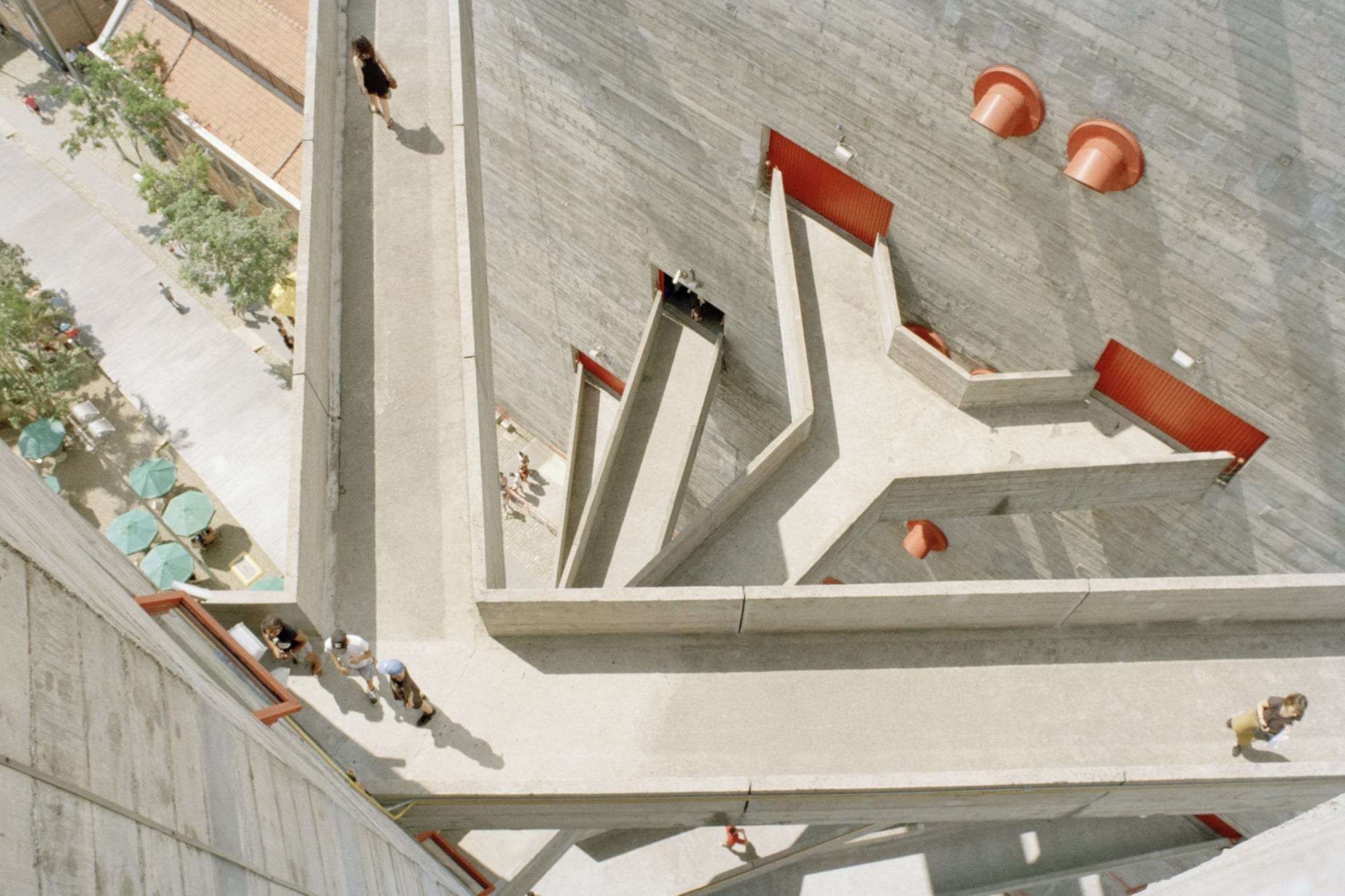 Sesc Pompeia. Photo: Ciro Miguel