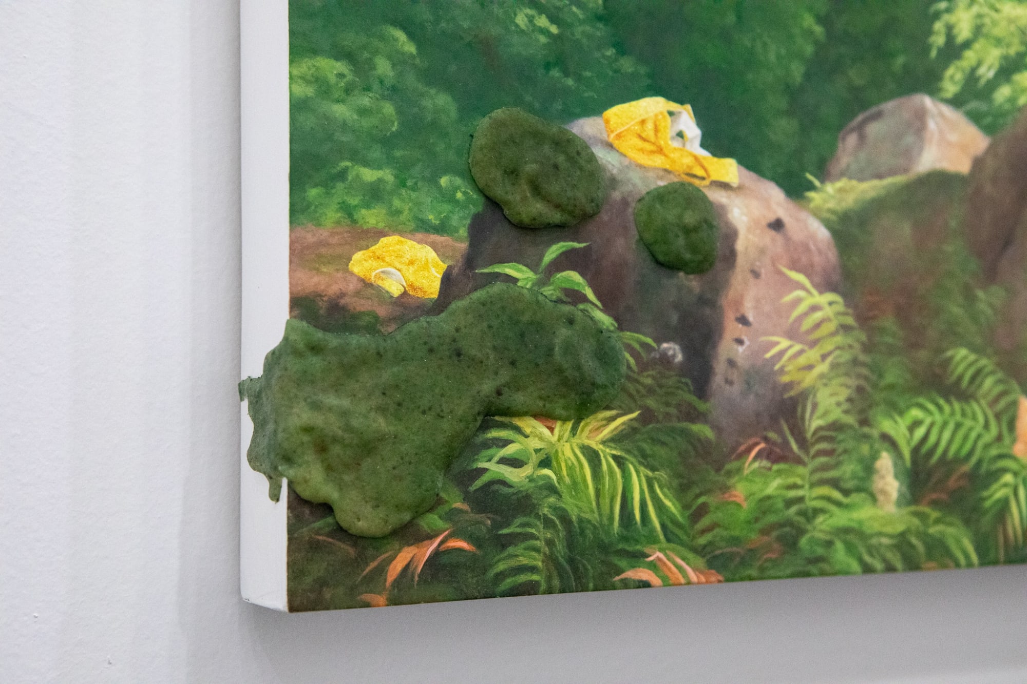 Showering of Sparkling Bits