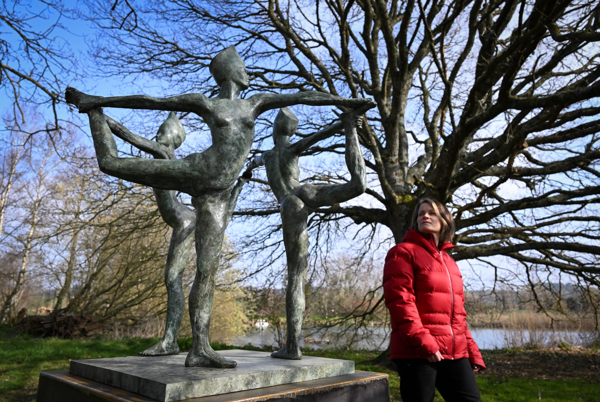 The Three Graces by David Williams-Ellis Photo by Finnbarr Webster
