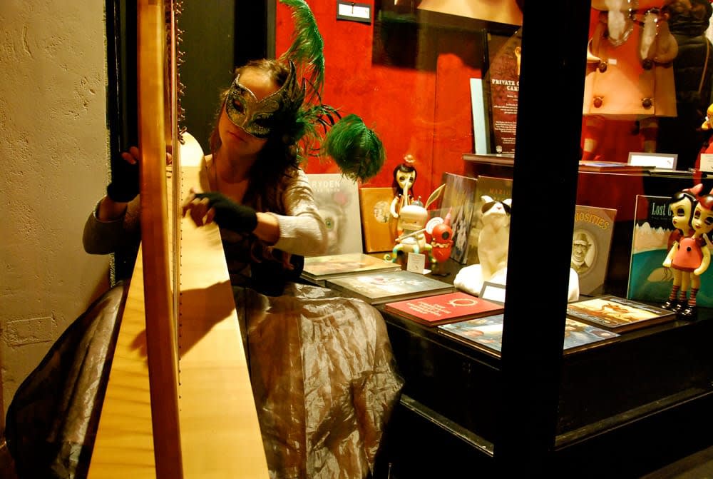 PRIVATE COLLECTION CARNIVAL