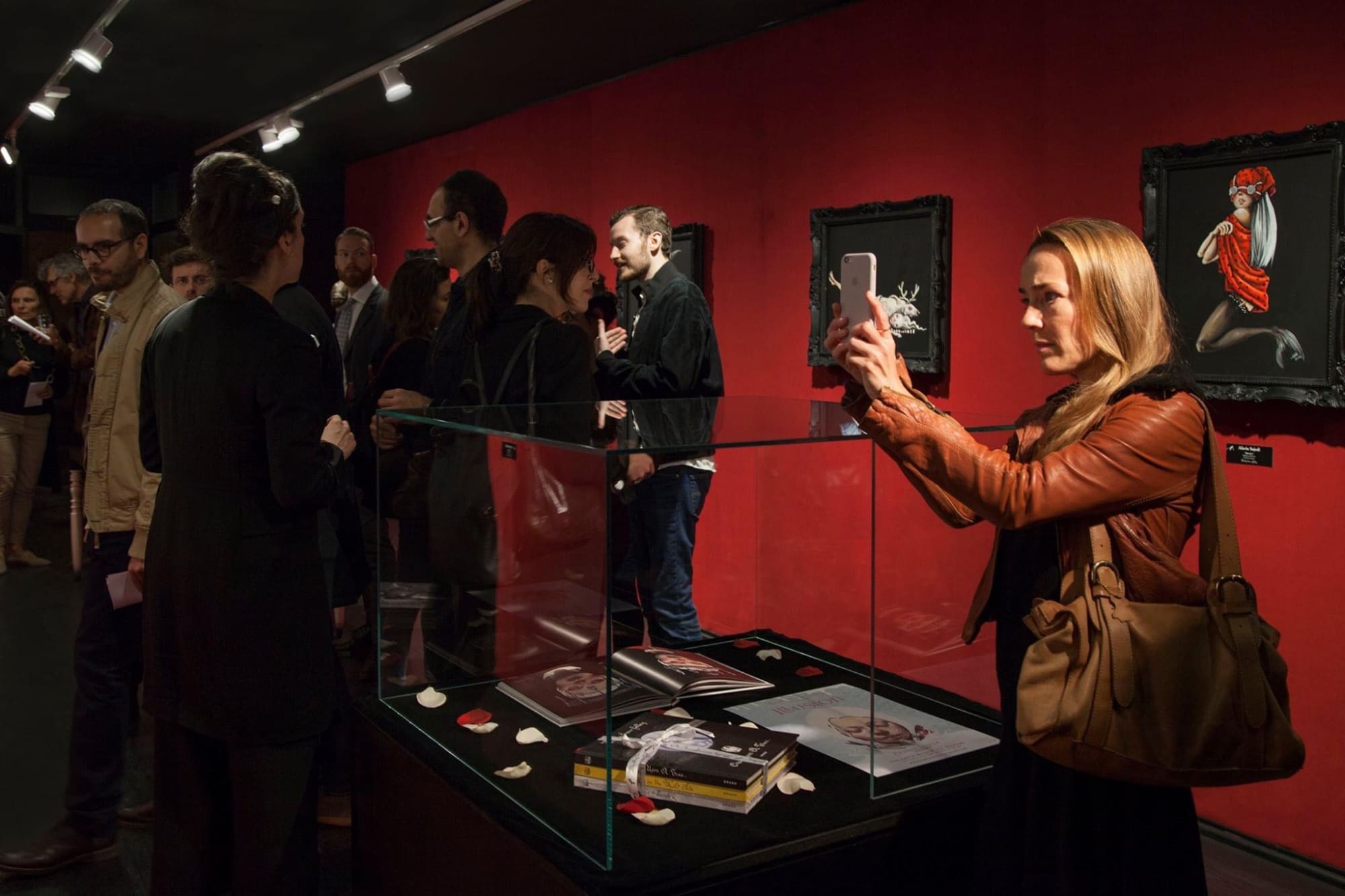 AFARIN SAJEDI: Illusion