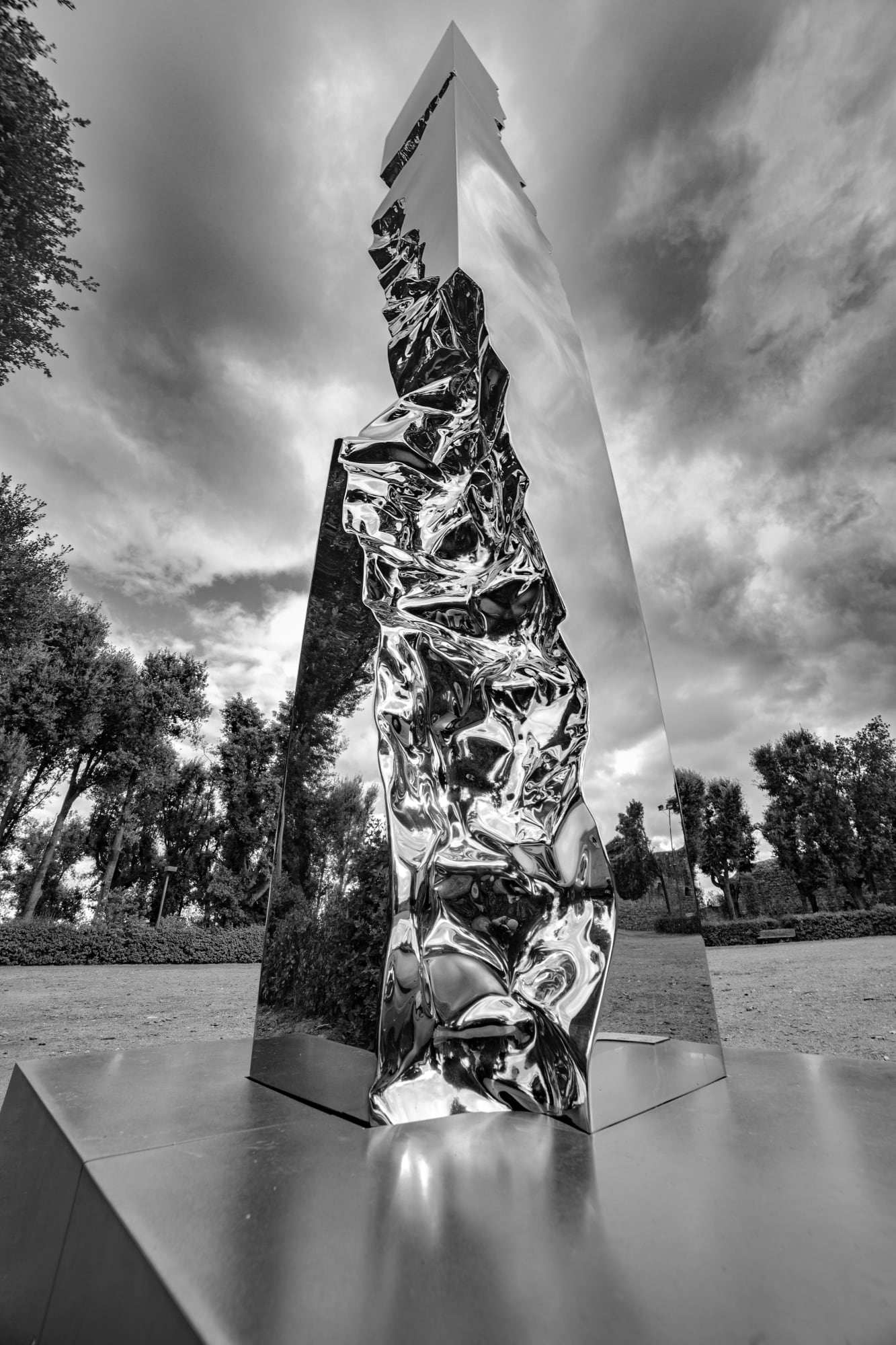 Reflexes: Sculture di Luce