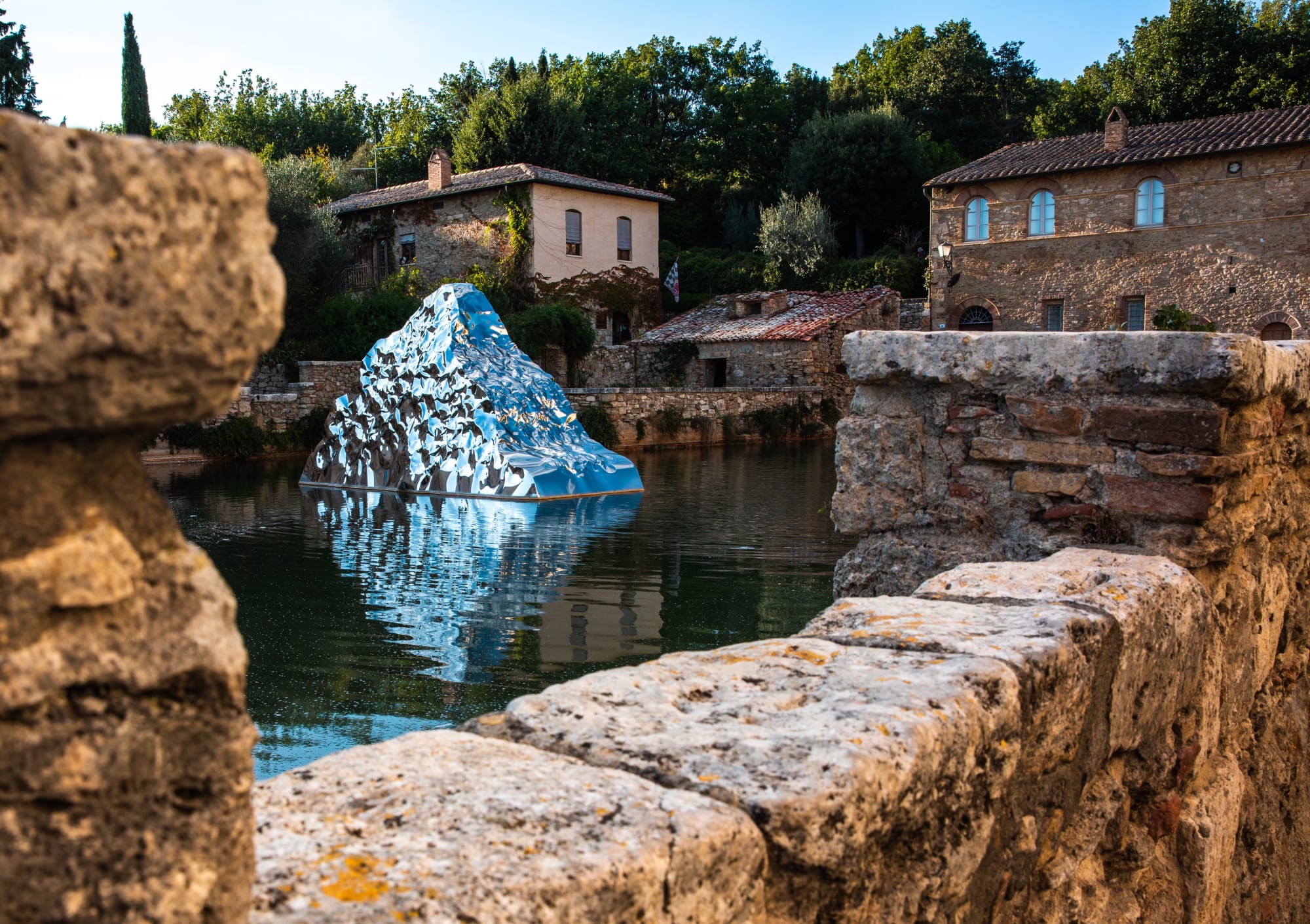 Reflexes: Sculture di Luce