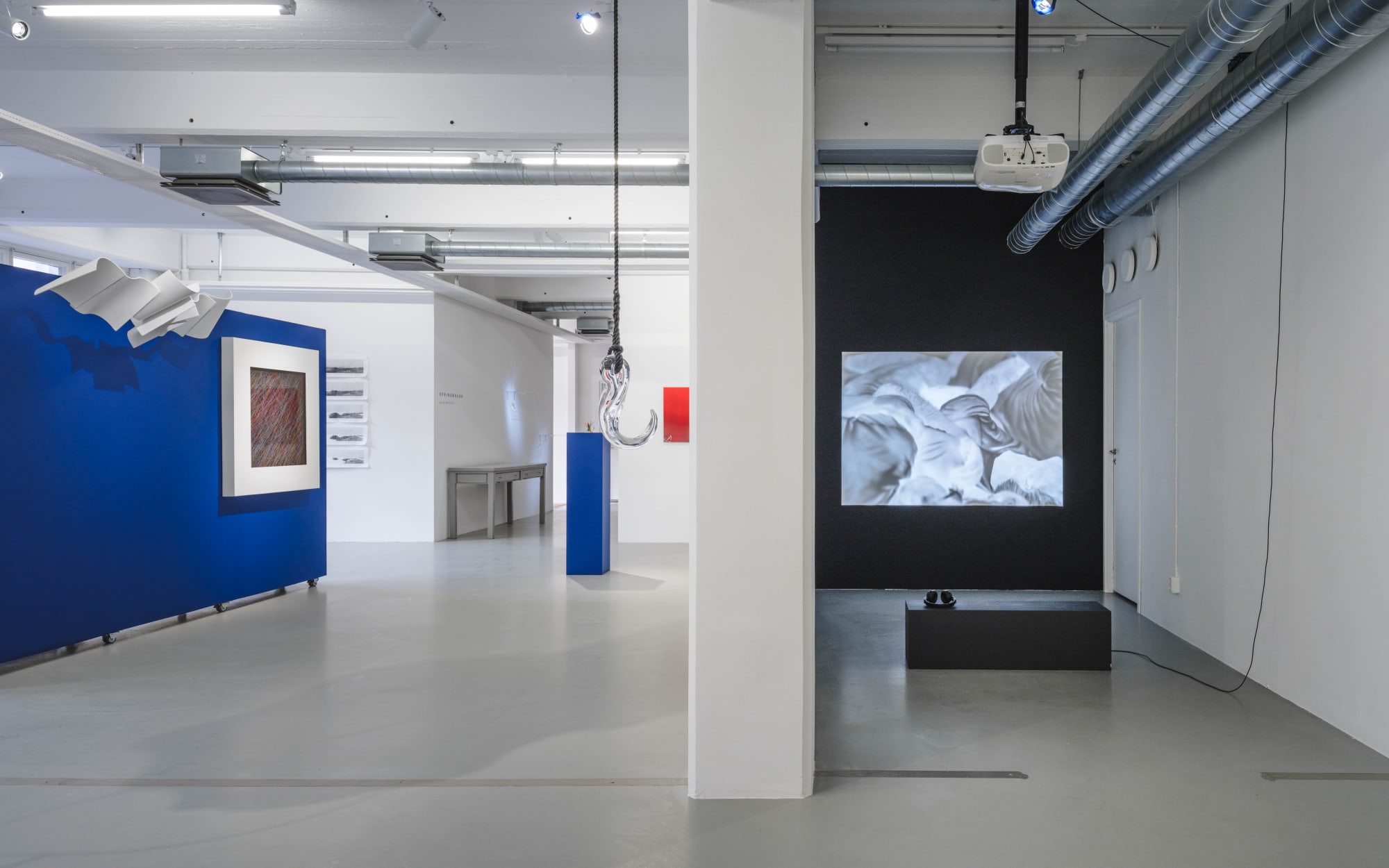 Installation view, Springbrunn, 2024, Galleri Duerr. Photo: Jean-Baptiste B&eacute;ranger.