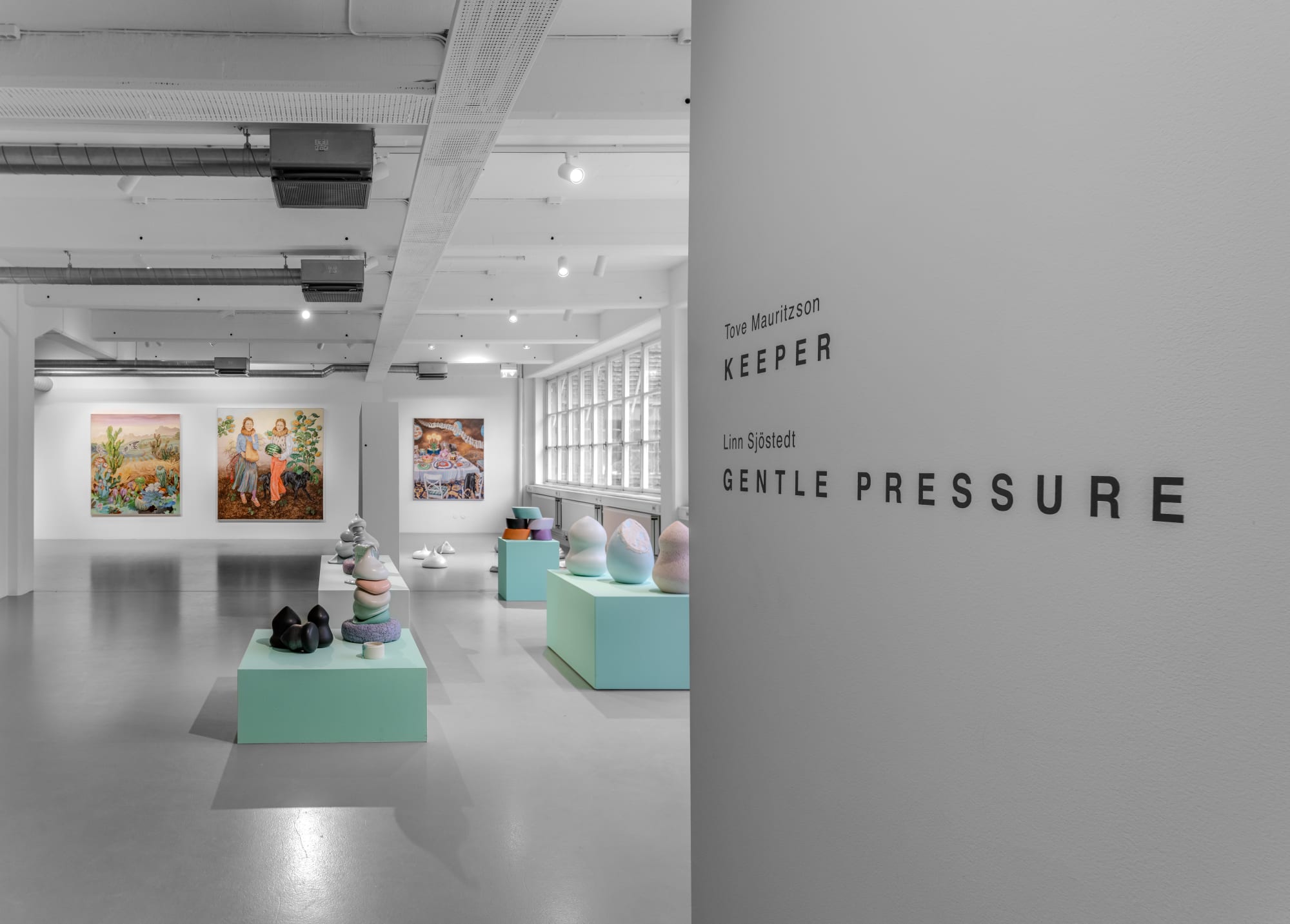 Installation view, Linn Sj&ouml;stedt, Gentle Pressure, 2024, Galleri Duerr. Photo: Jean-Baptiste B&eacute;ranger.