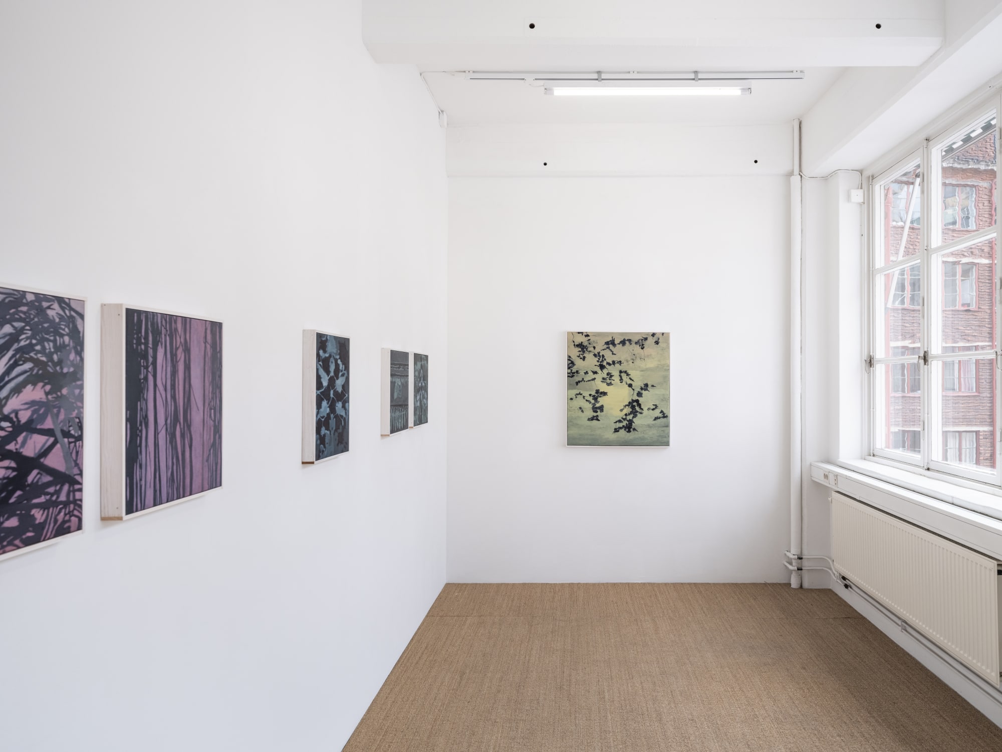 Installation view, Alexandra Kern, Bortom alldeles nära, 2024, Galleri Duerr. Photo: Jean-Baptiste Béranger.