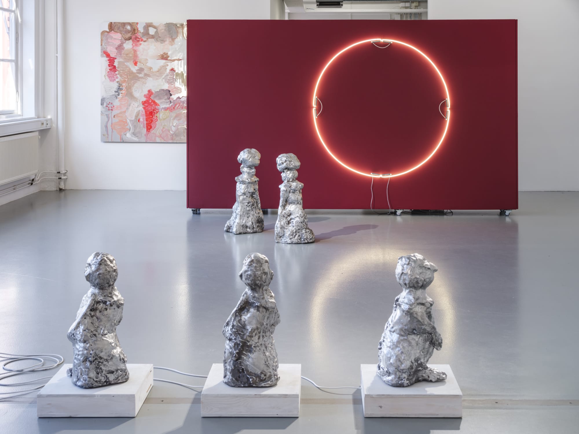 Installation view, Karin Lind, Under &ouml;gonlocket, 2024, Galleri Duerr. Photo: Jean-Baptiste B&eacute;ranger.