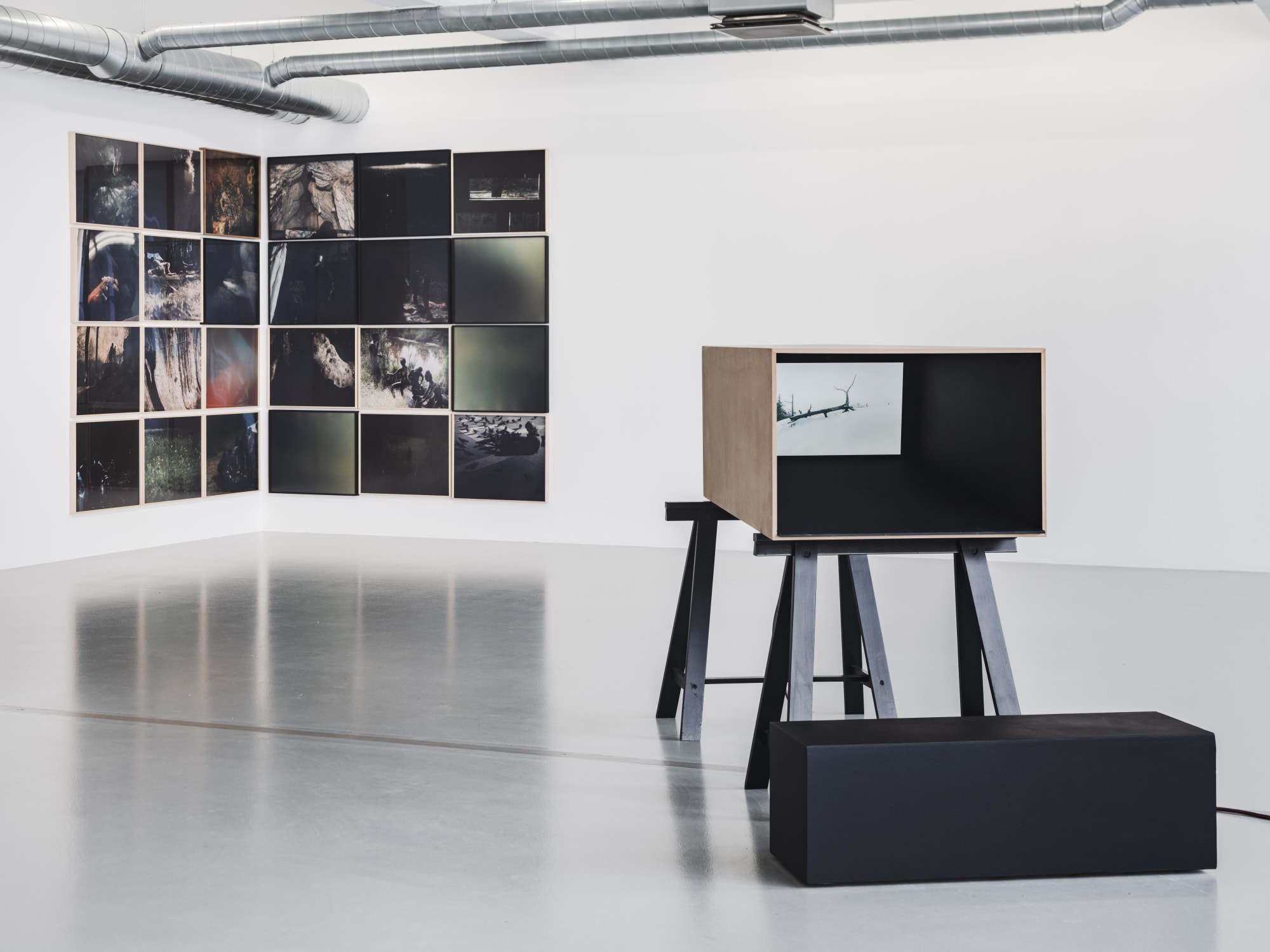 Installation view, Martina Hoogland Ivanow, Shadow Works, Living the Dream, 2025, Galleri Duerr. Photo: Jean-Baptiste Béranger.