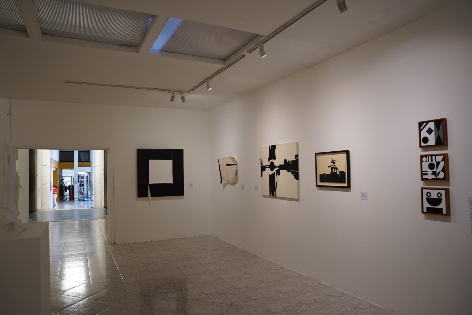 Poéticas visuales, arte concreto y minimalismo latinoamericano