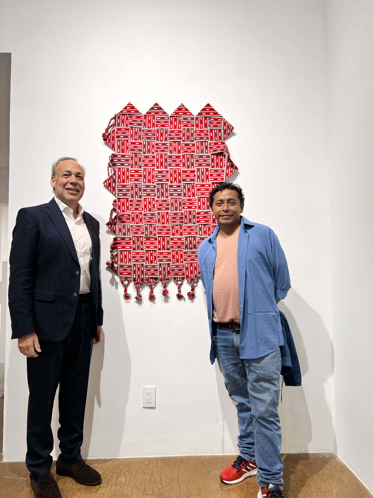 SECRET AFFINITIES. AESTHETICS OF TWO WORLDS