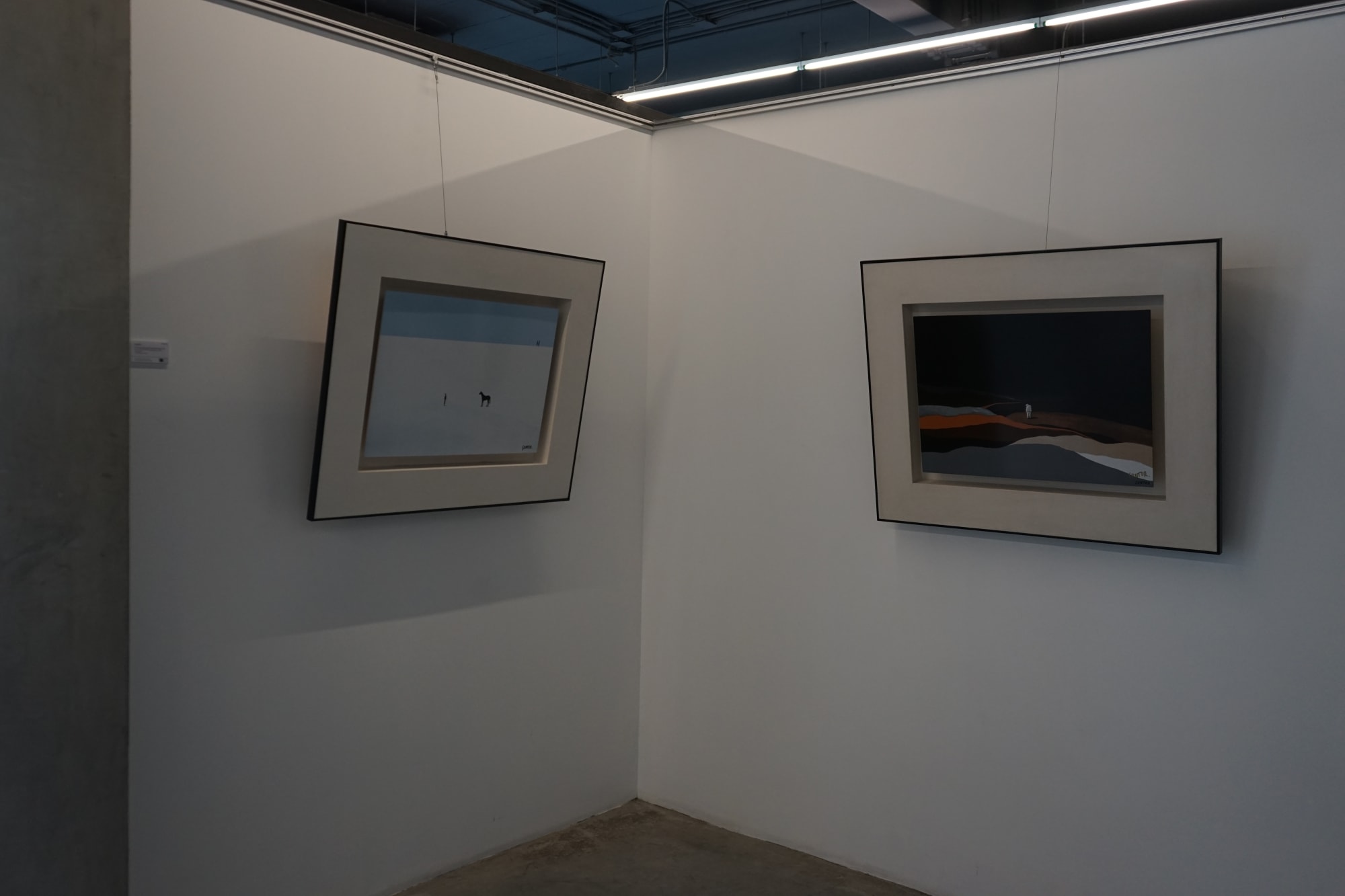 Art Cart 04: Handle with care