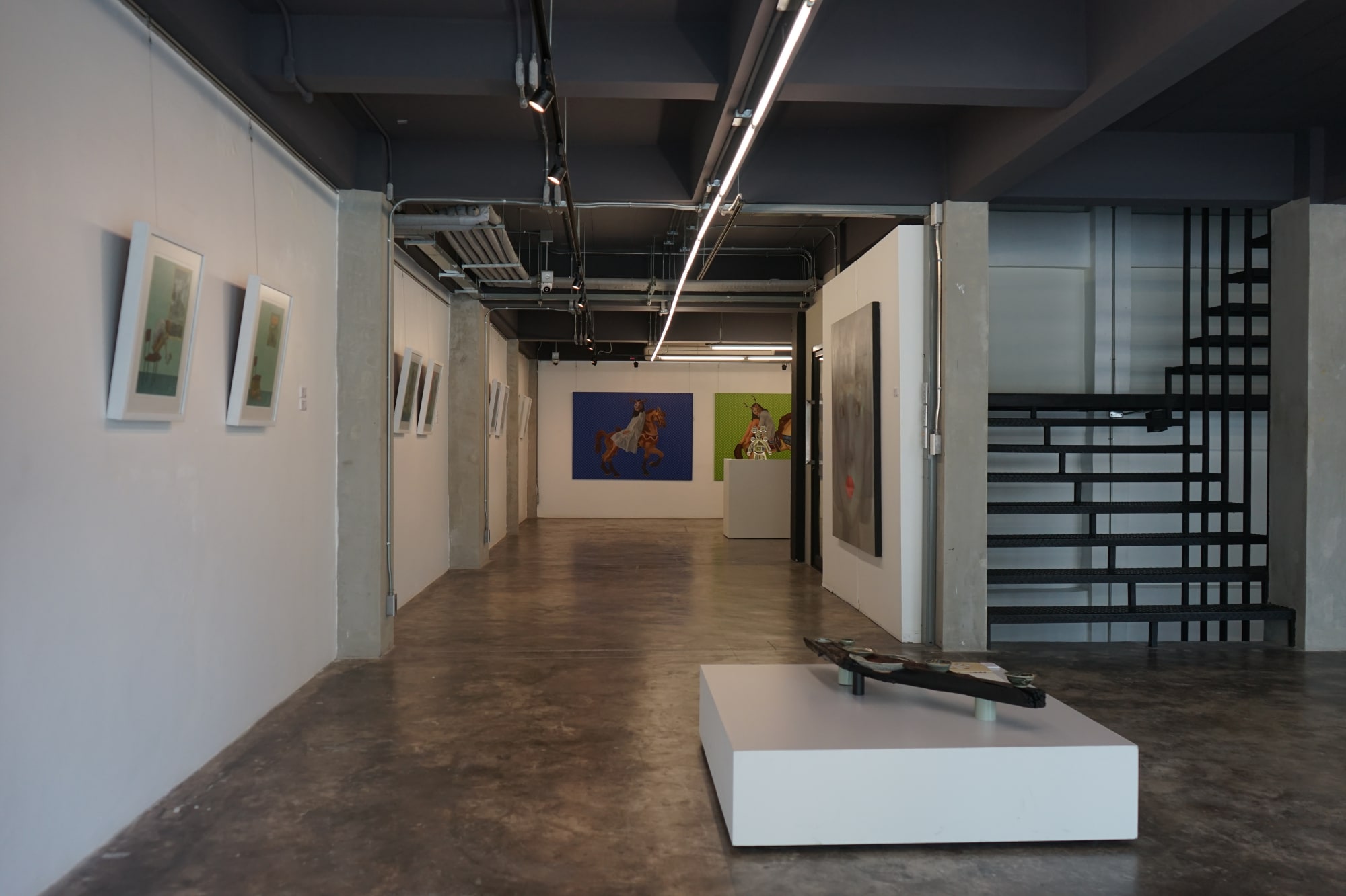 Art Cart 04: Handle with care