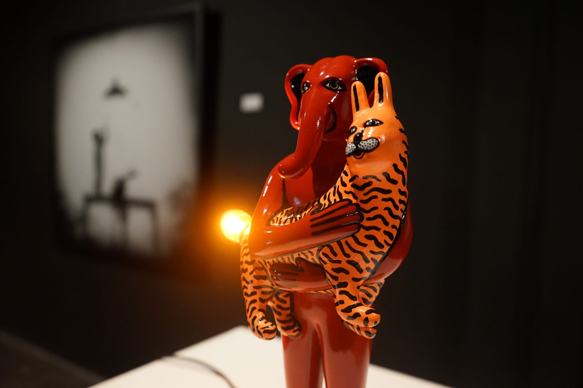 Art Cart 04: Handle with care