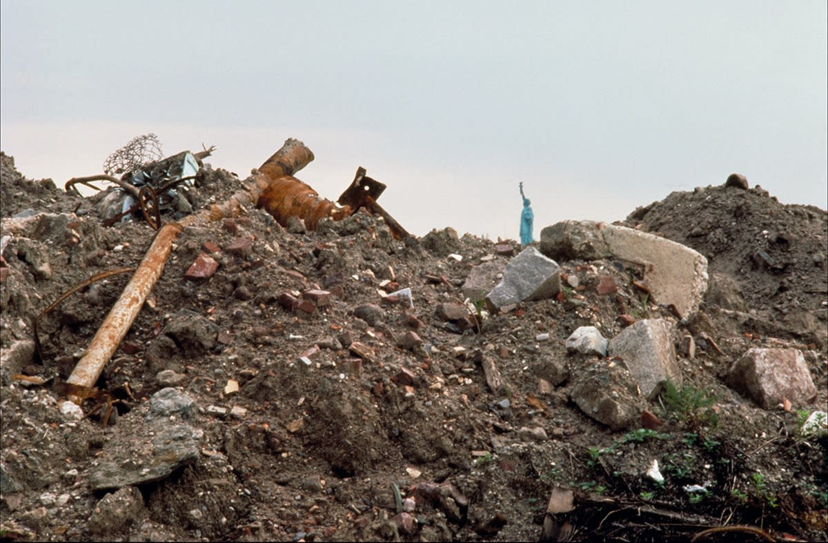 Agnes Denes, Wheatfield - A Confrontation: Battery Park Landfill, Downtown Manhattan – Before Planting, 1982