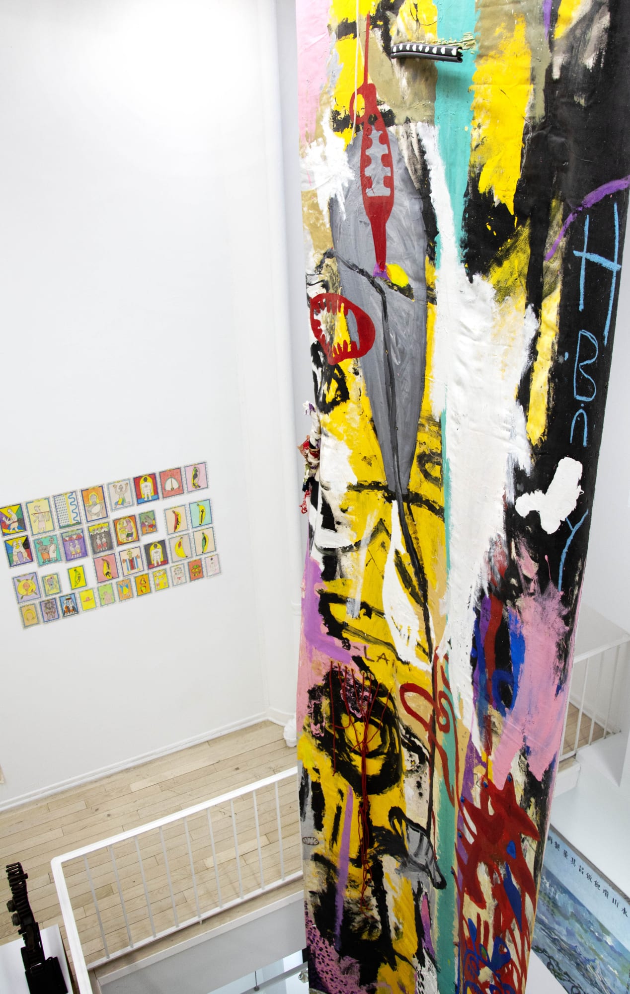 Afrique Nouvelle Vague: Bullets, Fetishes, Paintings, Graffiti,...