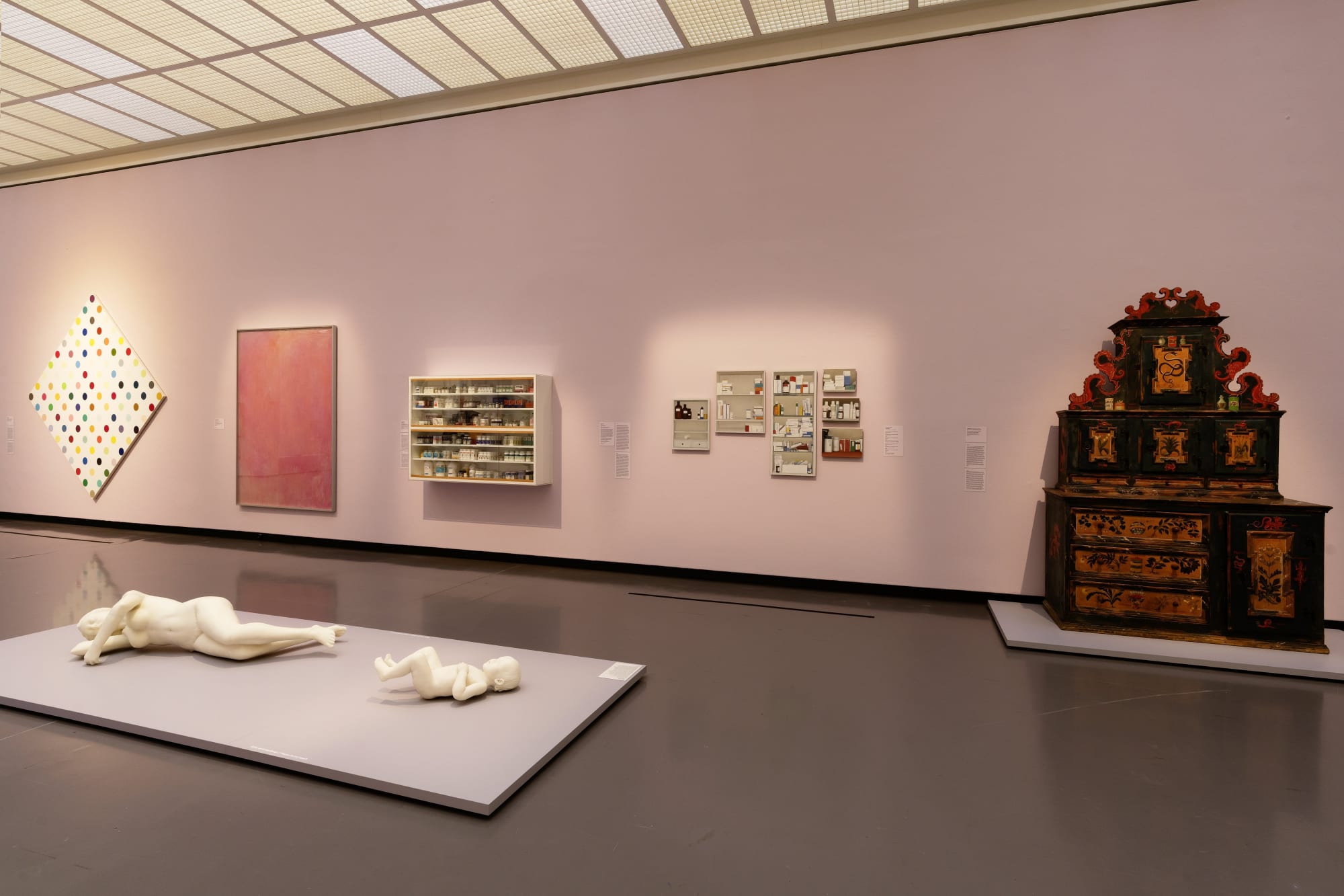 Ausstellungsansichten «Take Care – Kunst und Medizin» (Kunsthaus Zürich, 2022) Fotos: © 2022 Kunsthaus Zürich, Franca Candrian