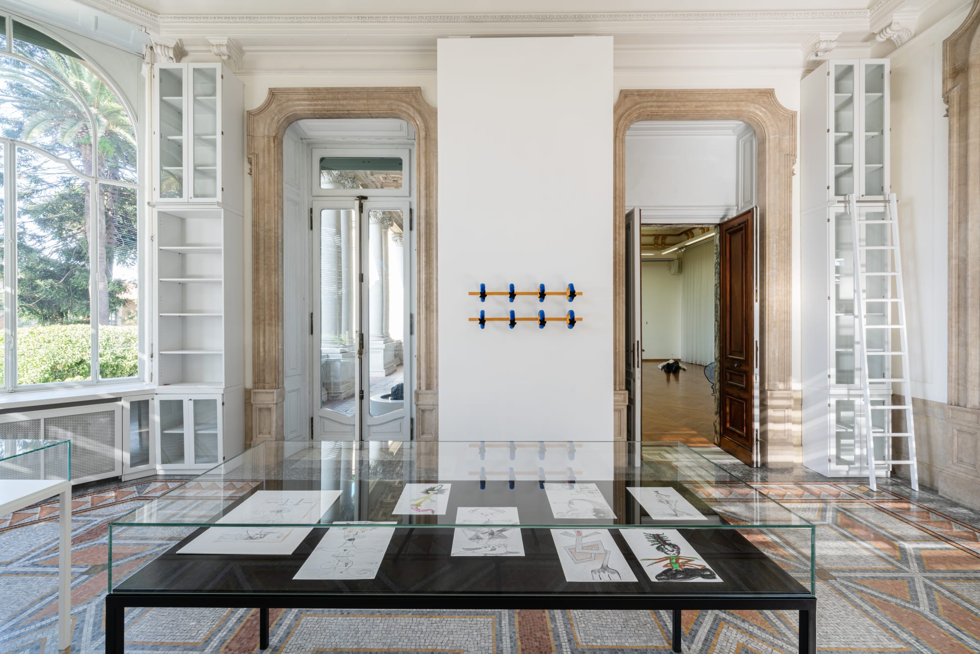 Meret Oppenheim & Ser Serpas