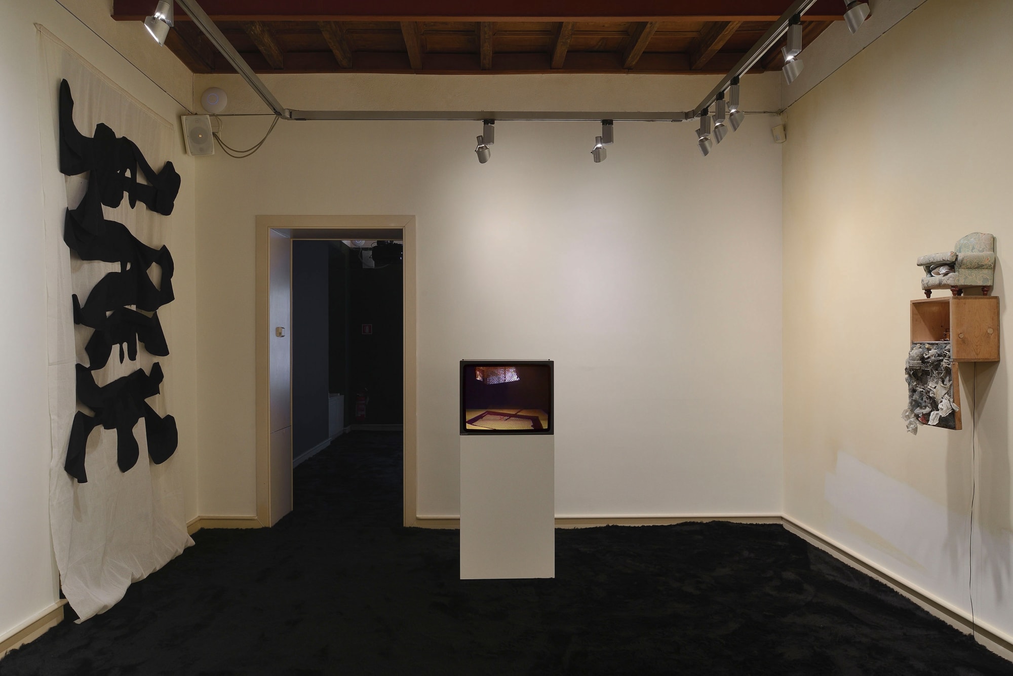 Ser Serpas, Melanie Matranga: The Uncanny House