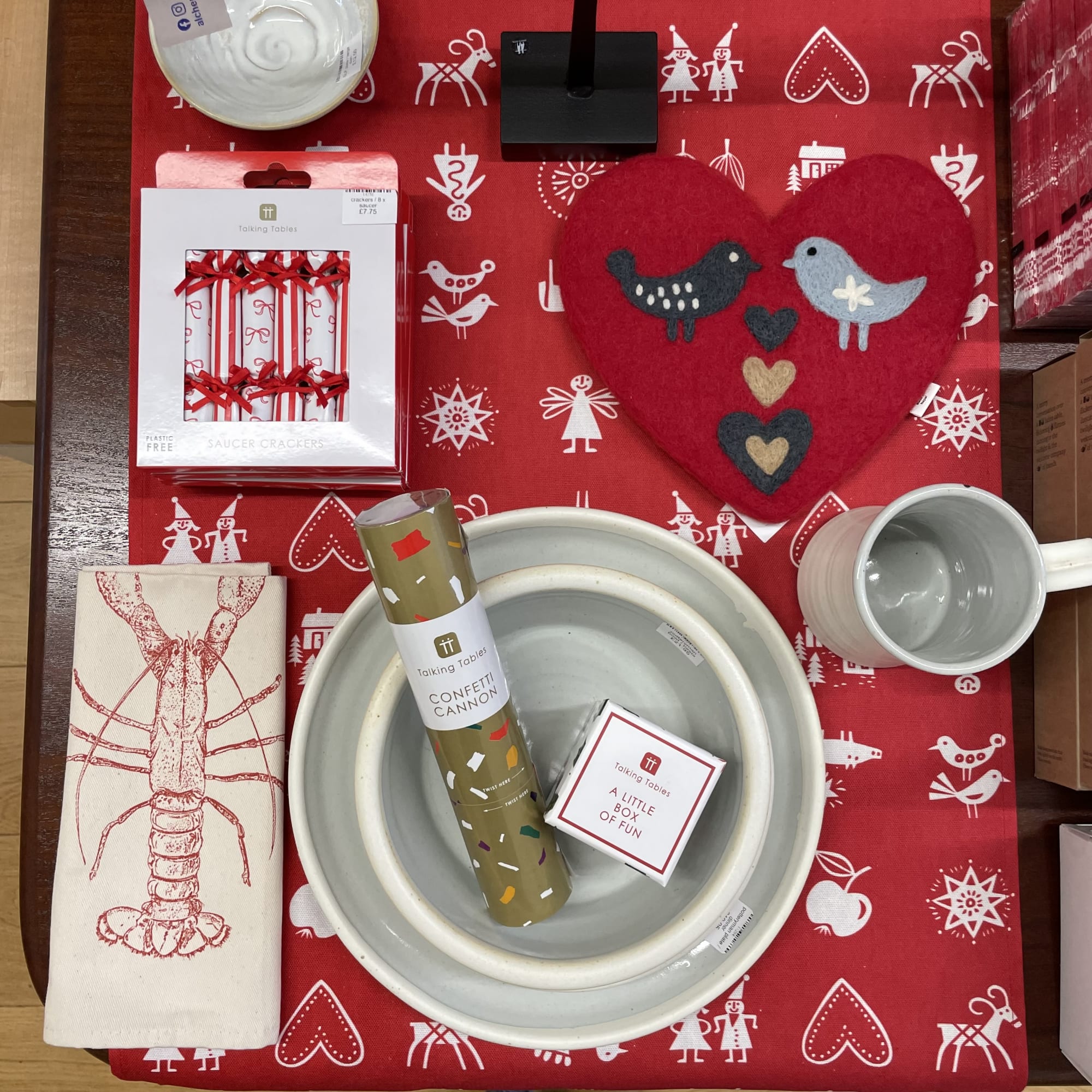 As the dark nights roll in, it’s the perfect time to gather round a beautiful table setting Alchemist Gallery’s Christmas Dining Collection includes printed napkins, party crowns, confetti canons, vibrant table runners, Scandi-inspired design, and unique tableware.
