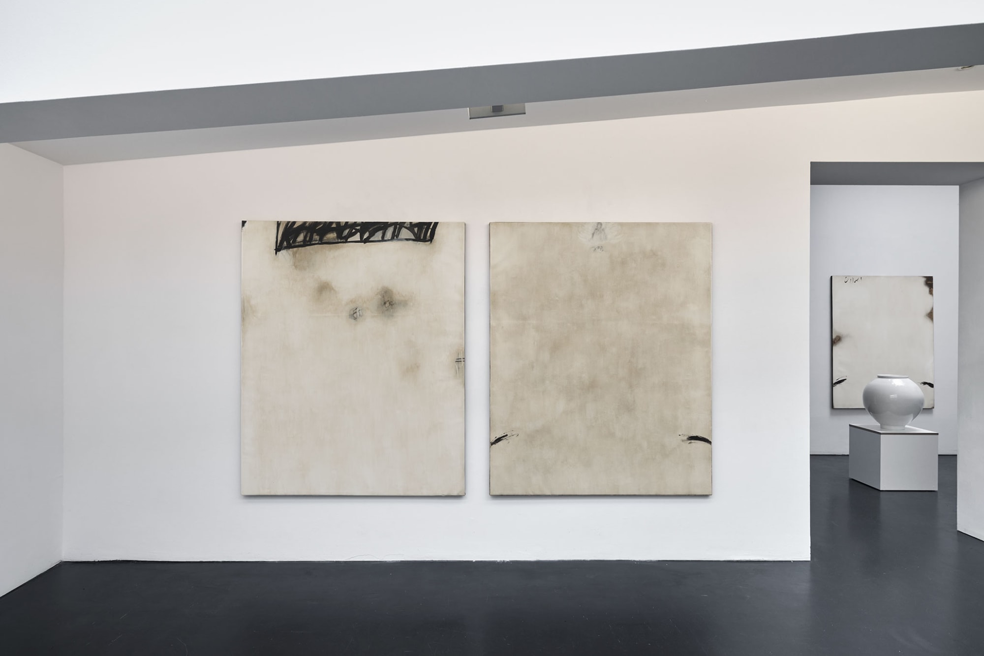 [COLOGNE] THE TRANSCENDENCE OF WHITE