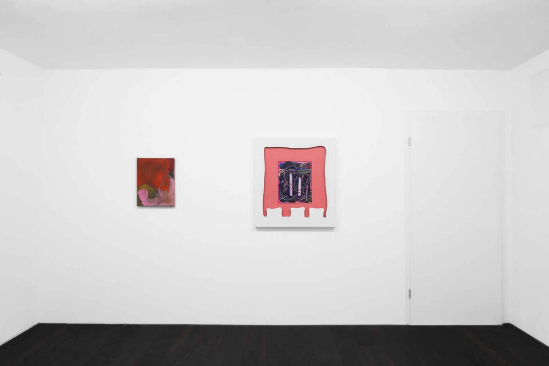 [LONDON] HOLDING HANDS