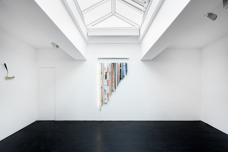 [COLOGNE] THE MIDDLE DISTANCE