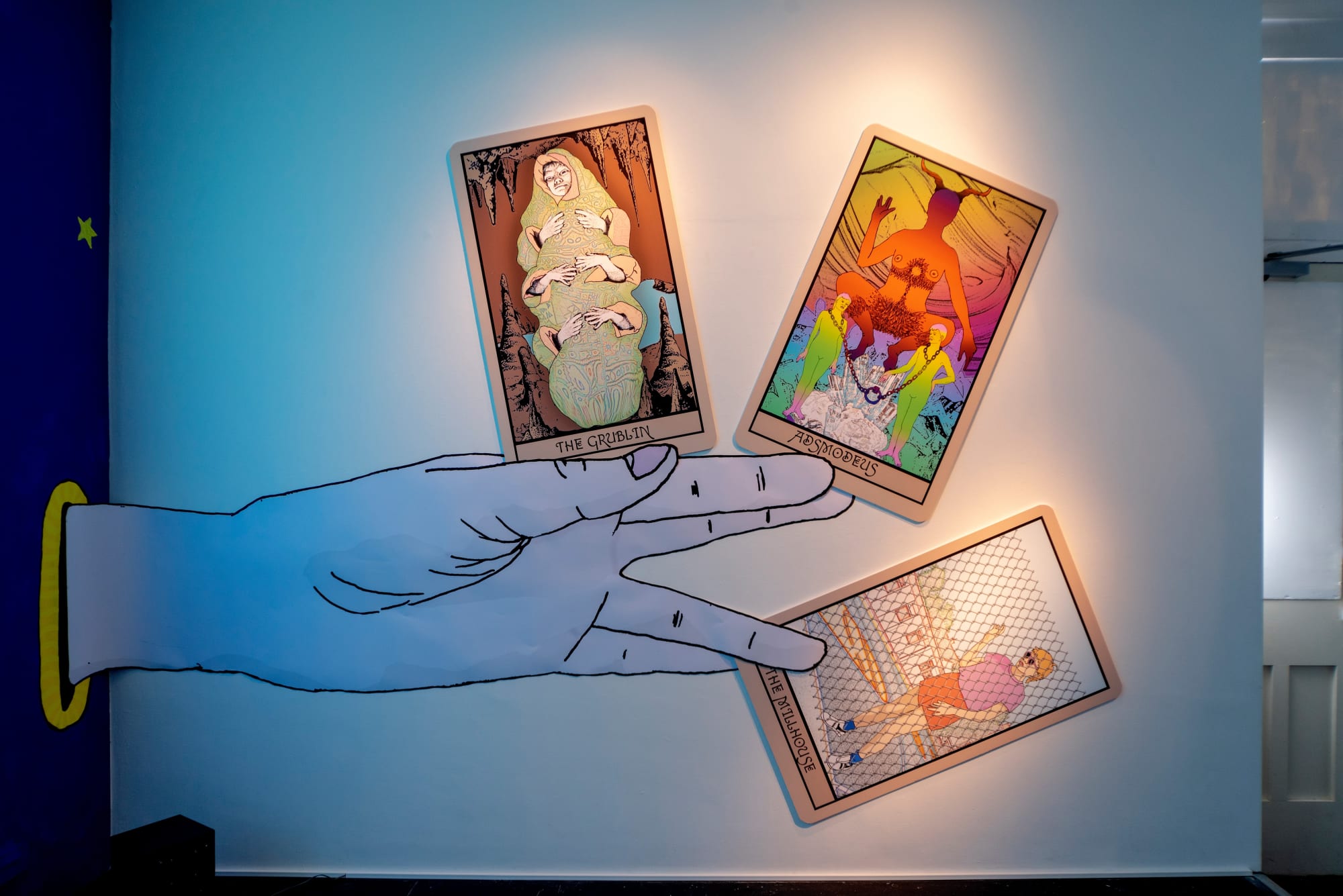 [LONDON] THE HAND THAT DEALT