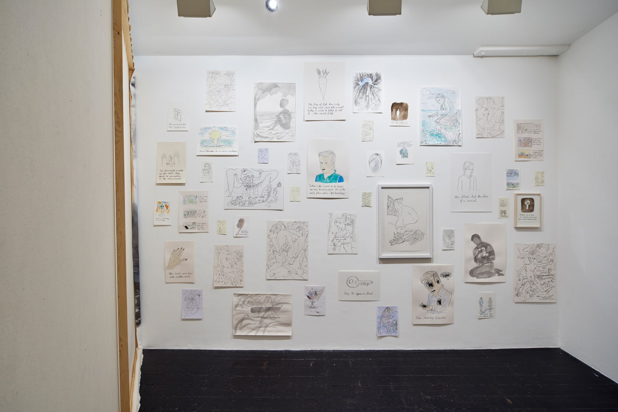 [LONDON] SITTING IN A HOLE THAT HAS THE SHAPE OF A FRIGHTENED CAT