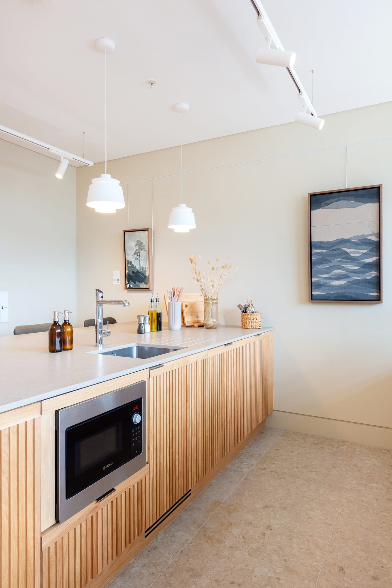 Image courtesy of Demelza Lightfoot Photography