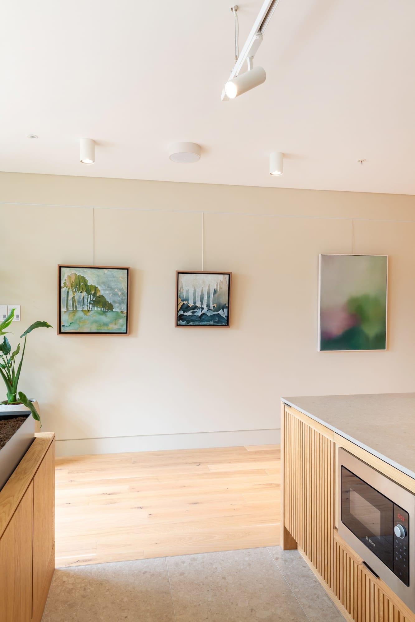 Image courtesy of Demelza Lightfoot Photography