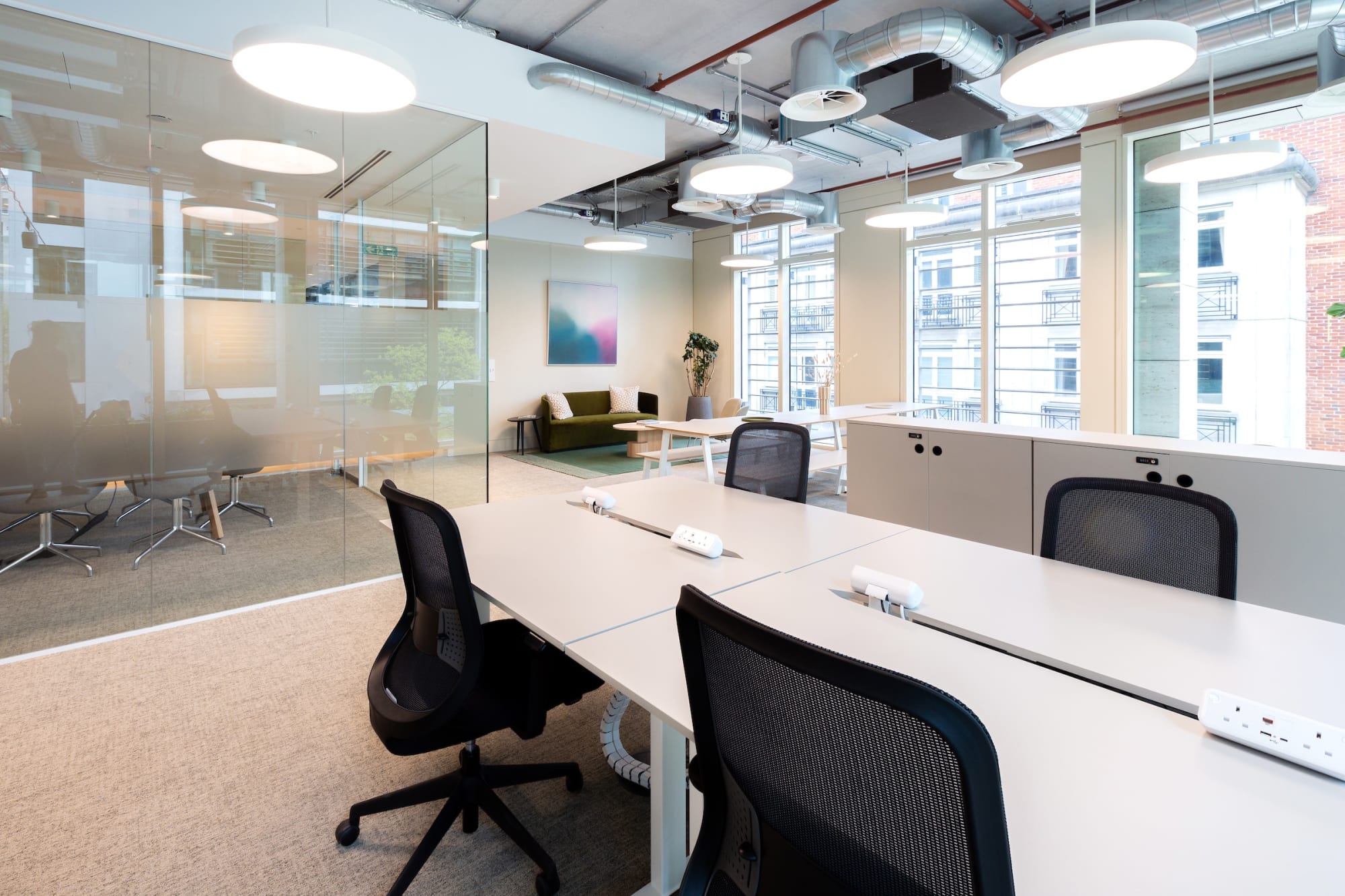 Image courtesy of Demelza Lightfoot Photography