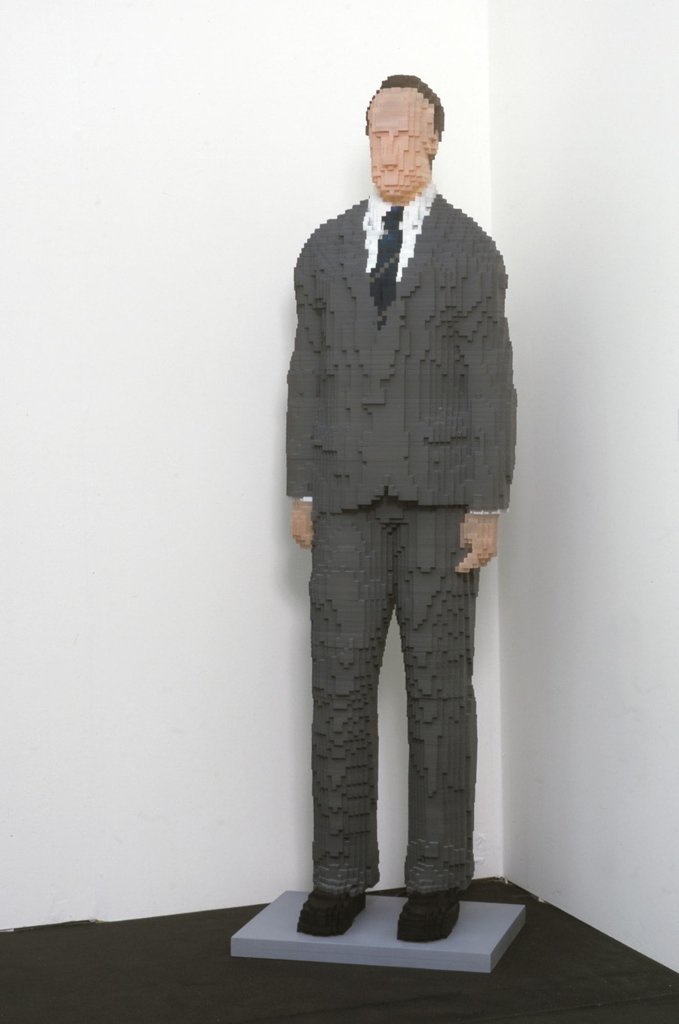 Thomas Broomé | Low_Res/Hi_Res