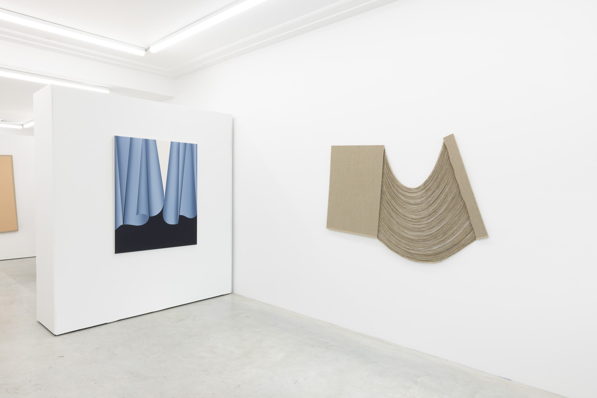 WANDERING IN REVERIE: SENEM OEZDOGAN, GRAZIELA GUARDINO