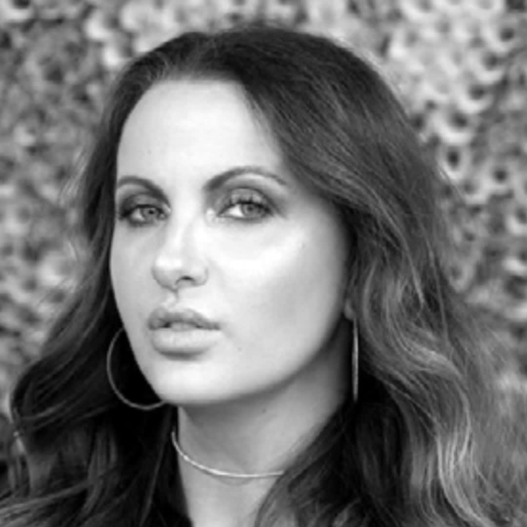 Simonida Pavicevic Group Co-Founder & Curator of HOFA & Artcels