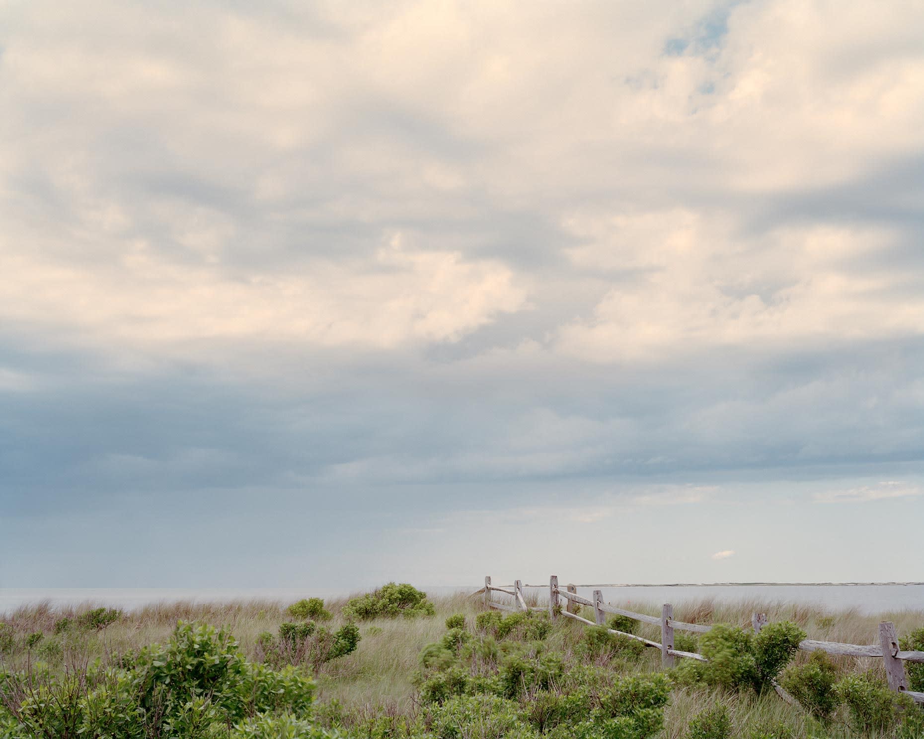 SPLIT RAIL 16 X 20: 11 OF 15 AT 3150 30 X 37.5: 9 OF 10 AT 6000 40 X 50: 2 OF 9 AT 6250 50 X 62.5: SOLD OUT 63 X 78.75: 1 OF 3 AT 14300