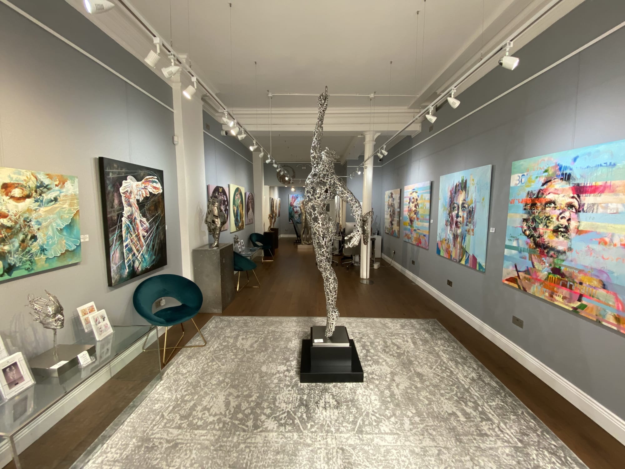 Alluring Individuality