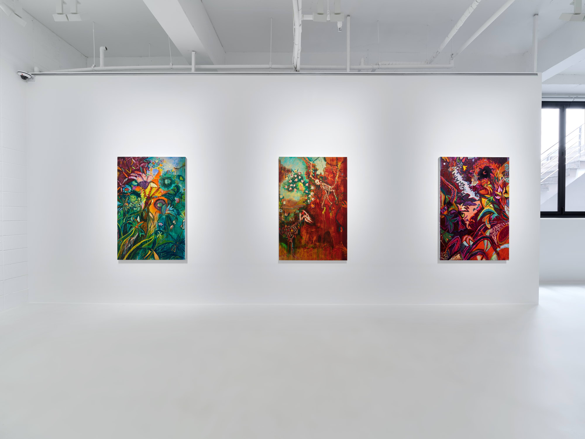 Roverano: House by the River in the Middle of the Jungle