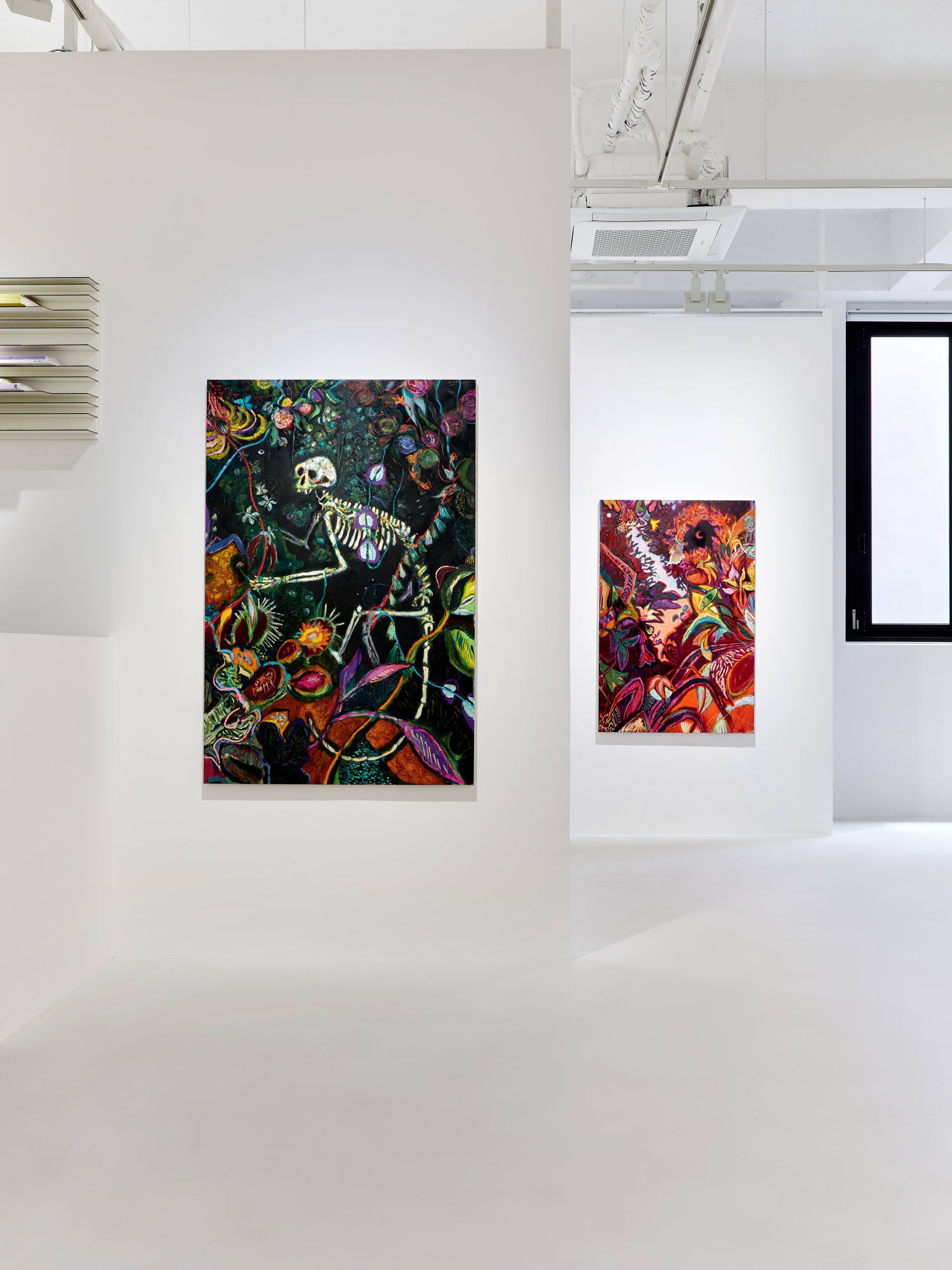 Roverano: House by the River in the Middle of the Jungle