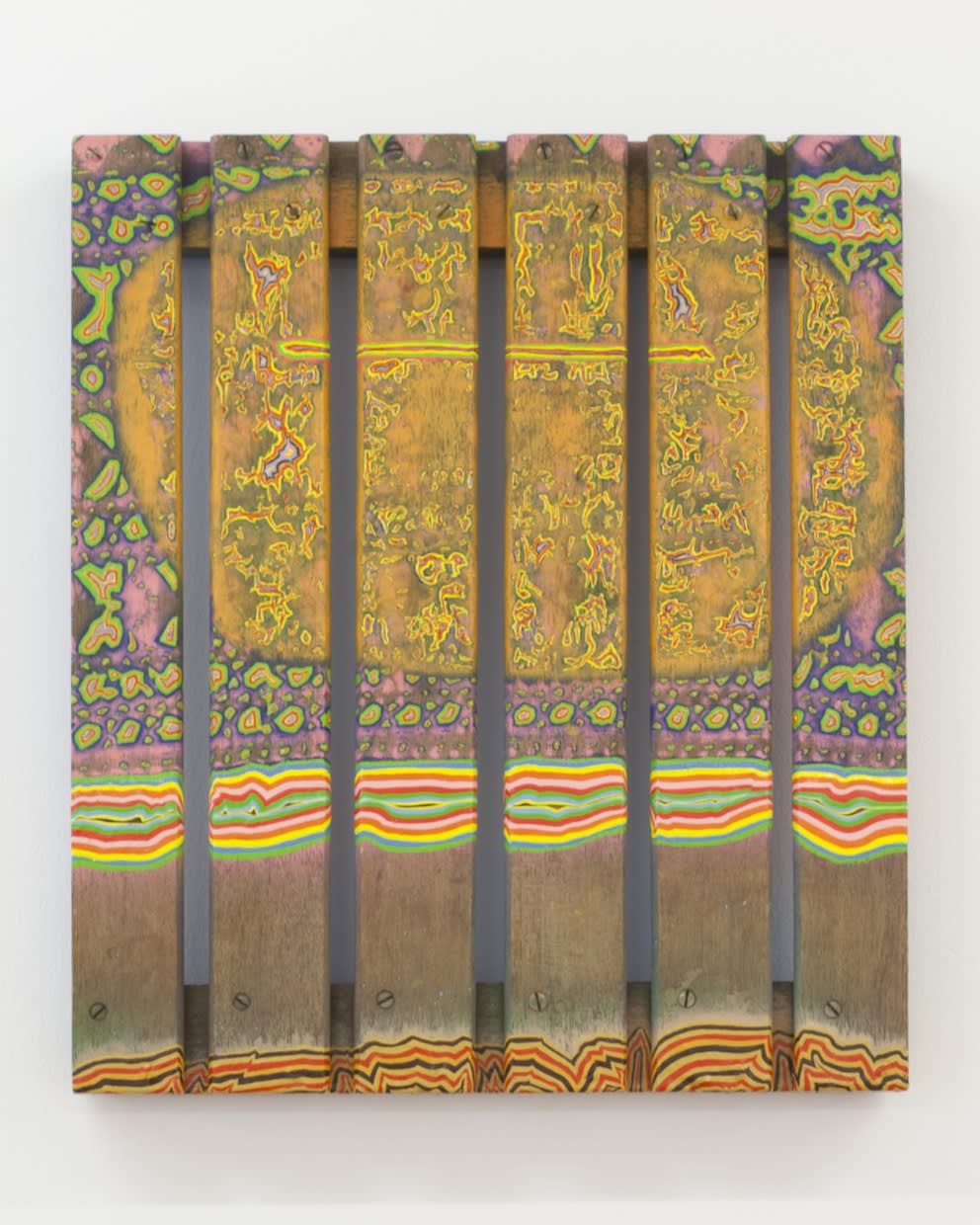 Perla, 2015 Blönduð tækni á fundinn við / Mixed media on found vwood 30 x 33,5 cm (15 5/16 x 13 3/16 in.) DÖH0029