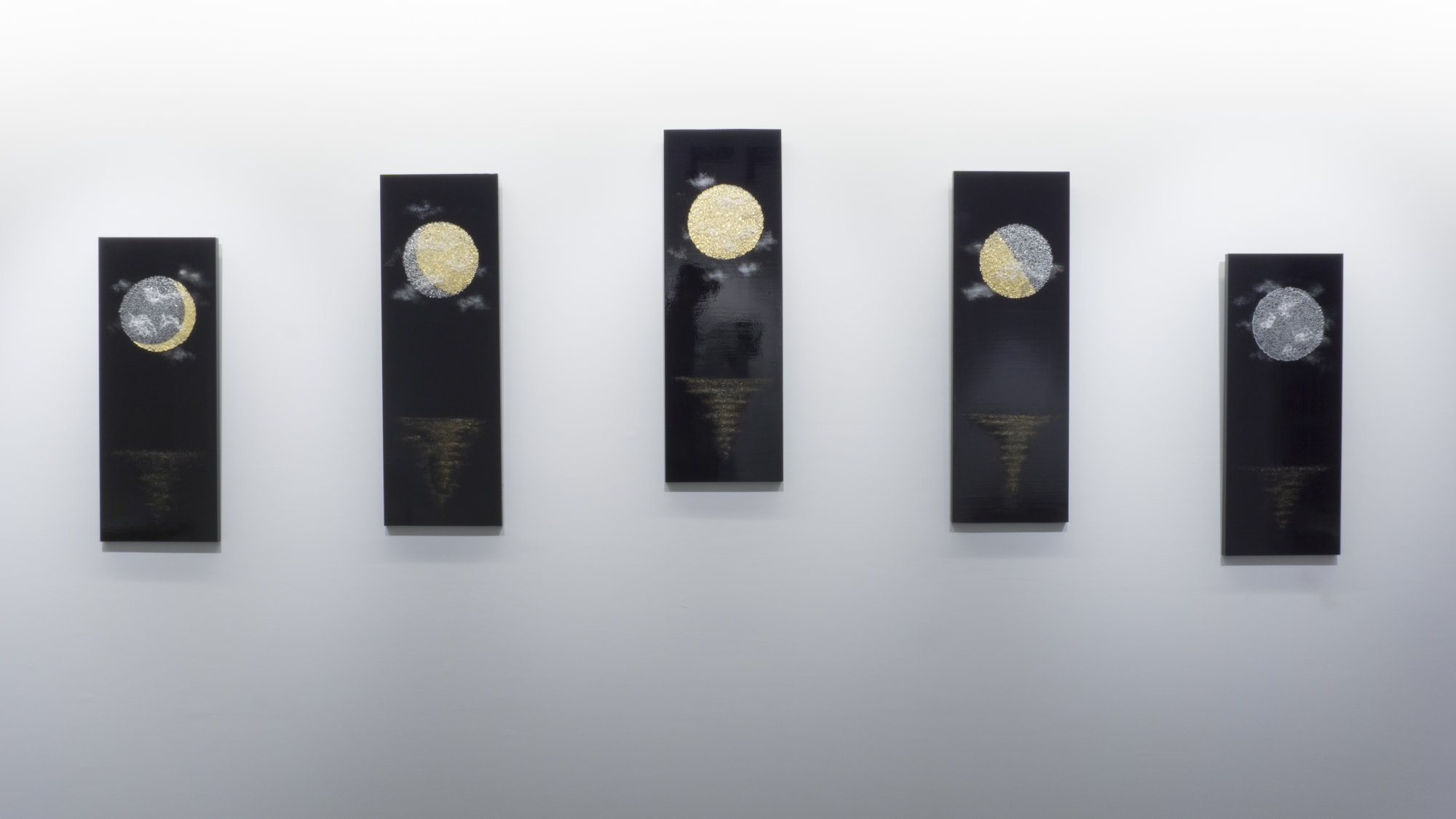 野田 朗子：月を待つ