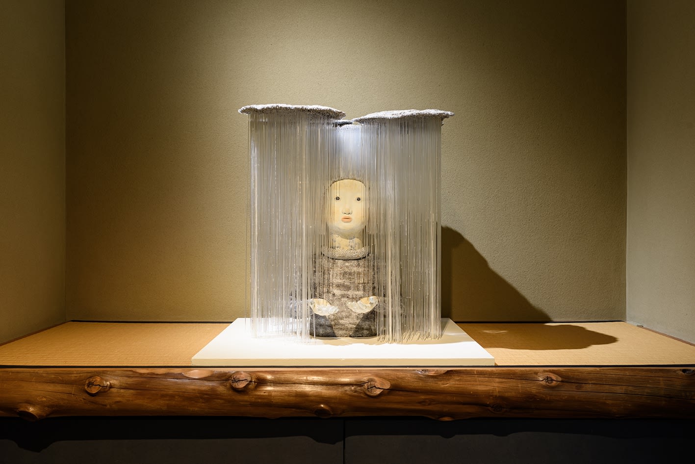 菅野 有紀子: 「撫でる、抱き寄せる、リードを持つ」