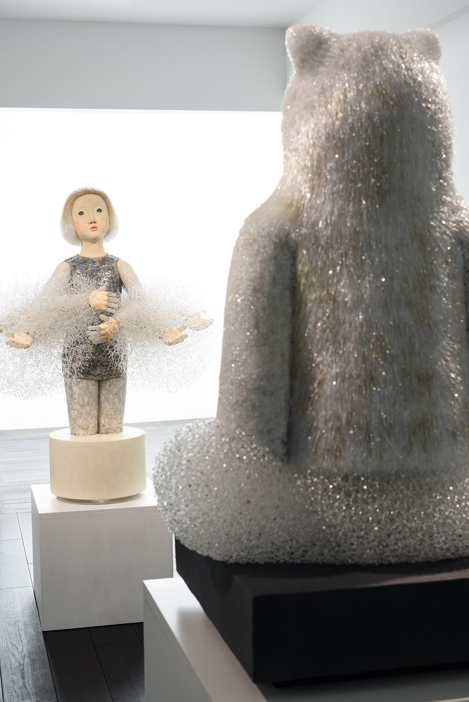 菅野 有紀子: 「撫でる、抱き寄せる、リードを持つ」