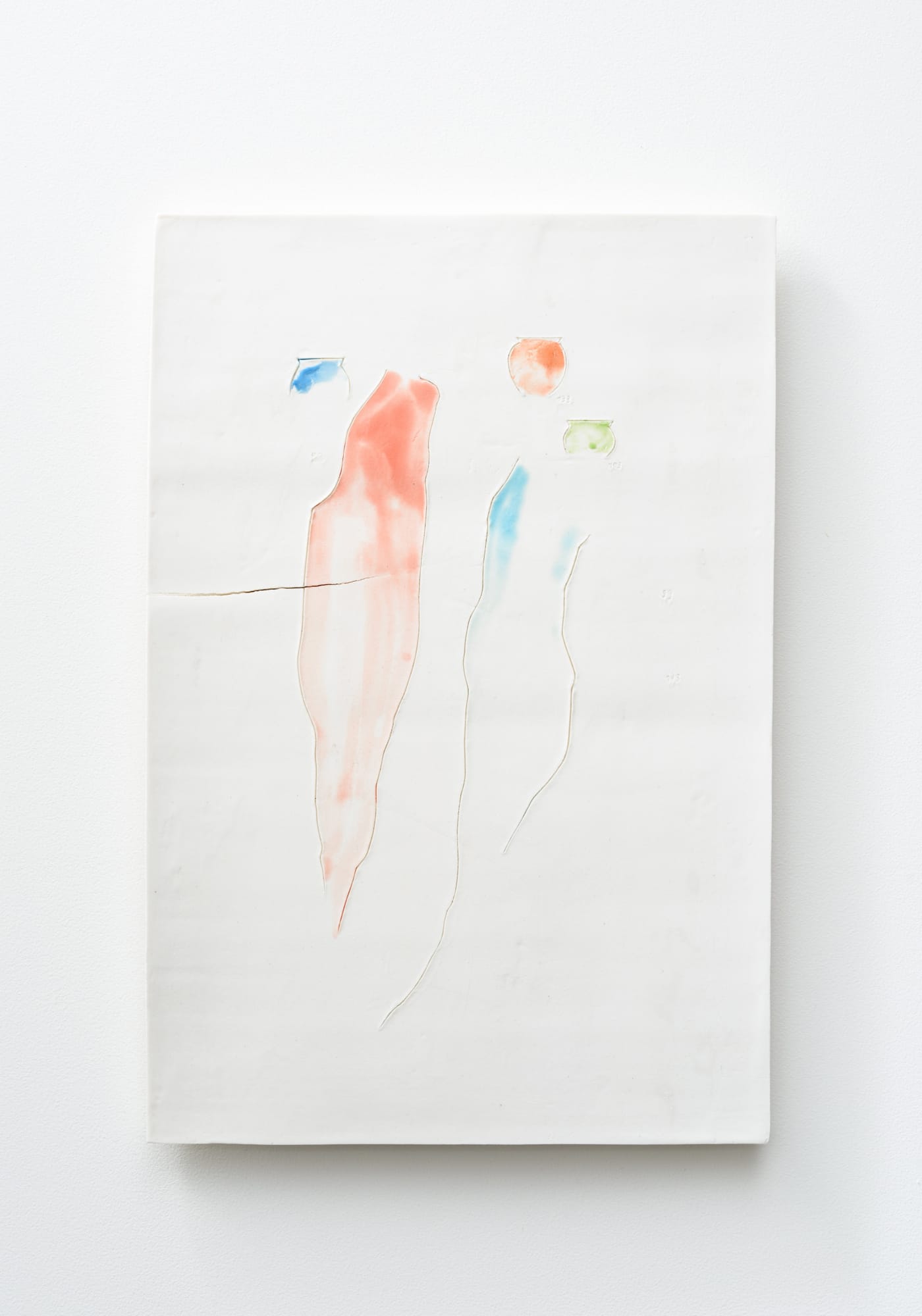 地層シリーズ c-II/ Horizons Series c-II 2022, 信楽透土、釉薬、銀箔/ Ceramic, glaze, silver leaf H0.5 × W30 × D45 cm